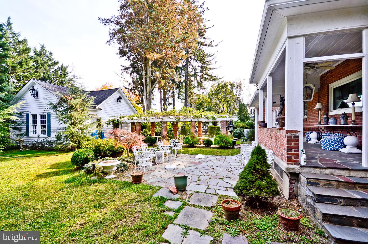 MIDDLEBRIDGE - Residential