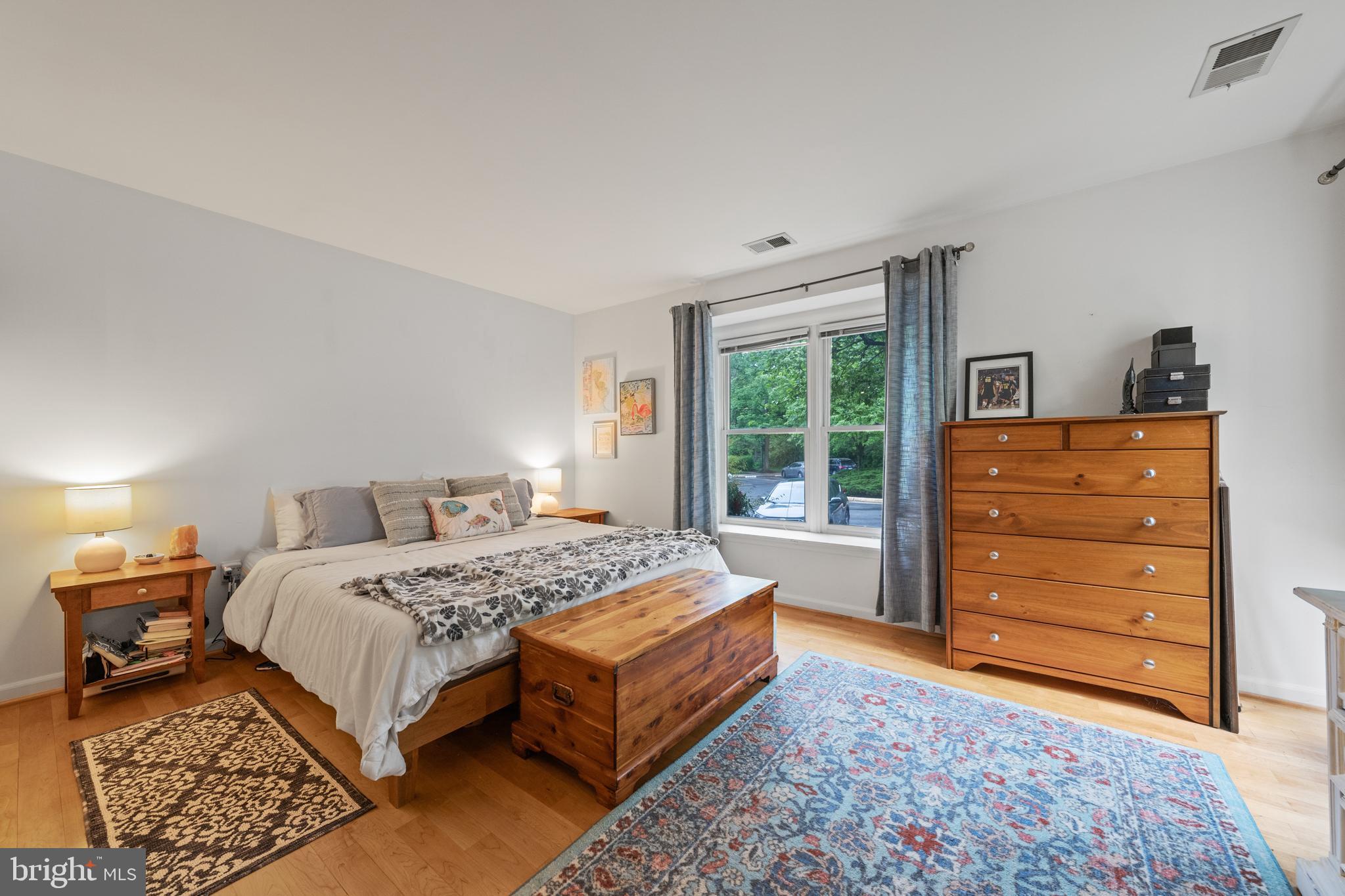 THE COVE - Residential