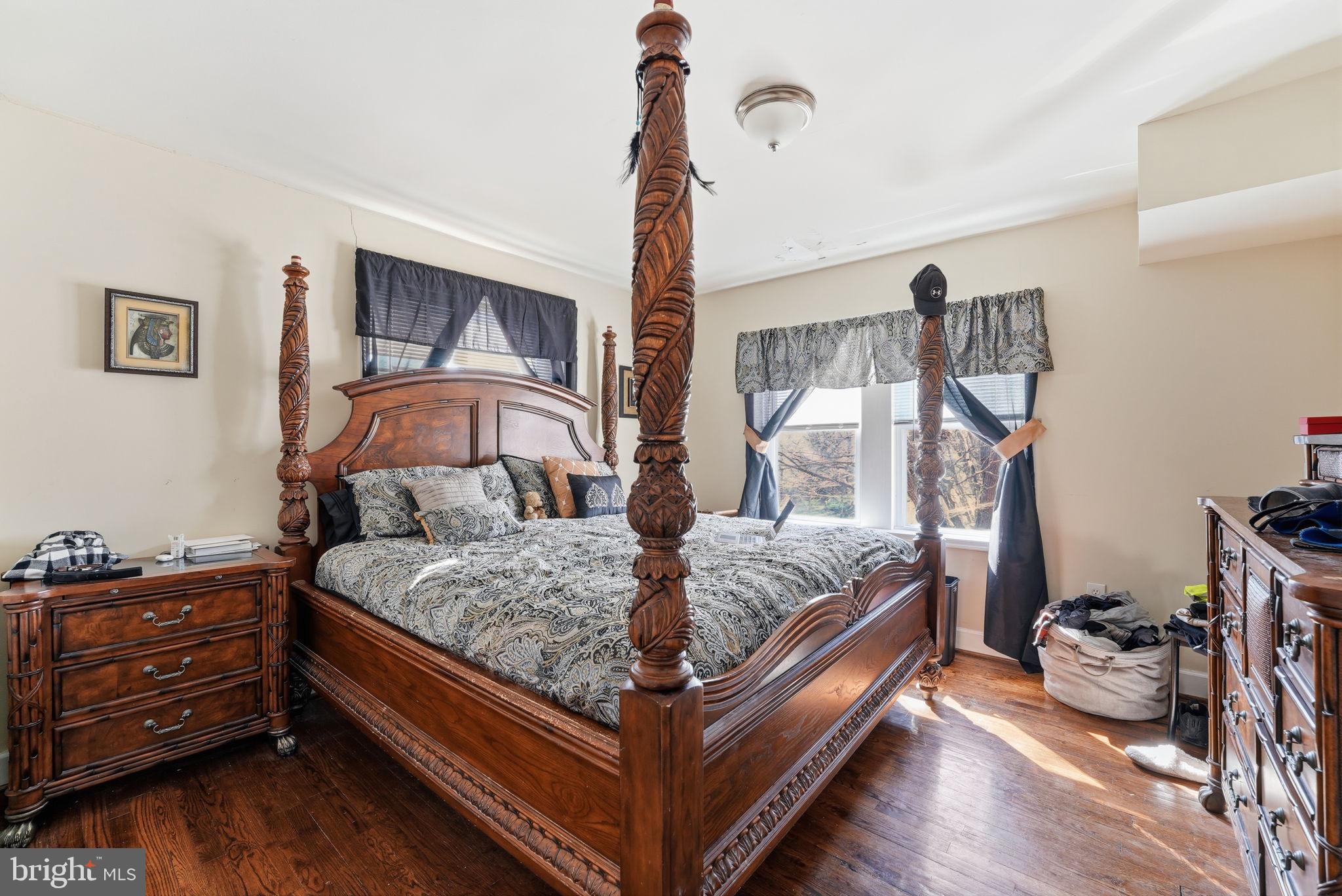 BRENTWOOD - Residential Income