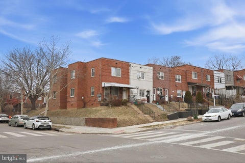 Multifamily For Sale - 2200 15th Street<br/> WASHINGTON, DC 20018