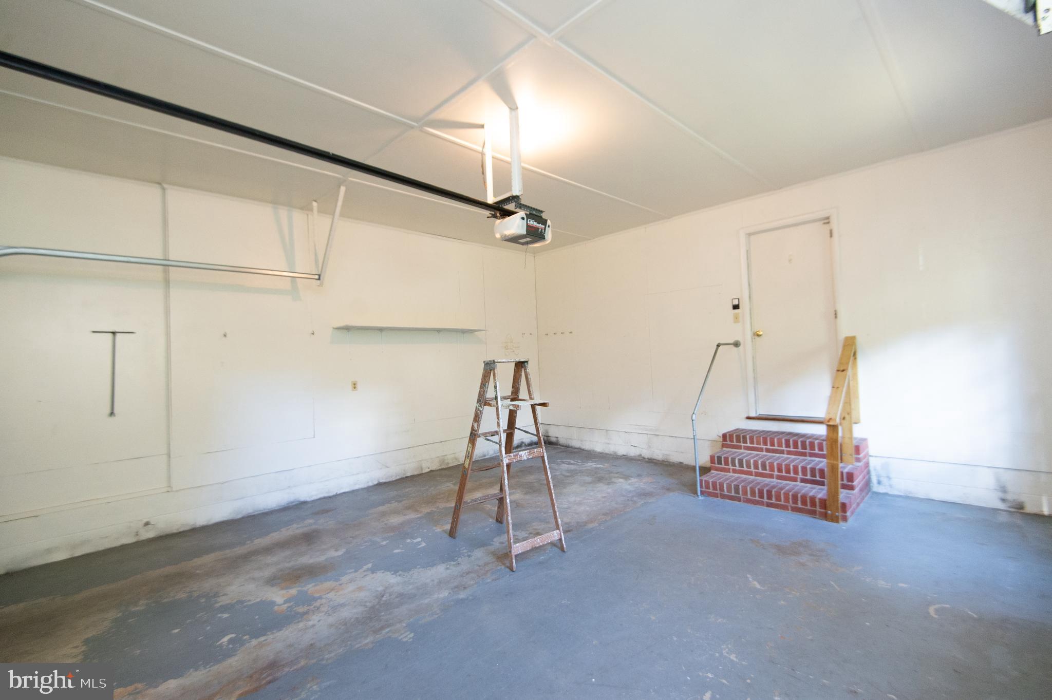 ALGONQUIN - Residential