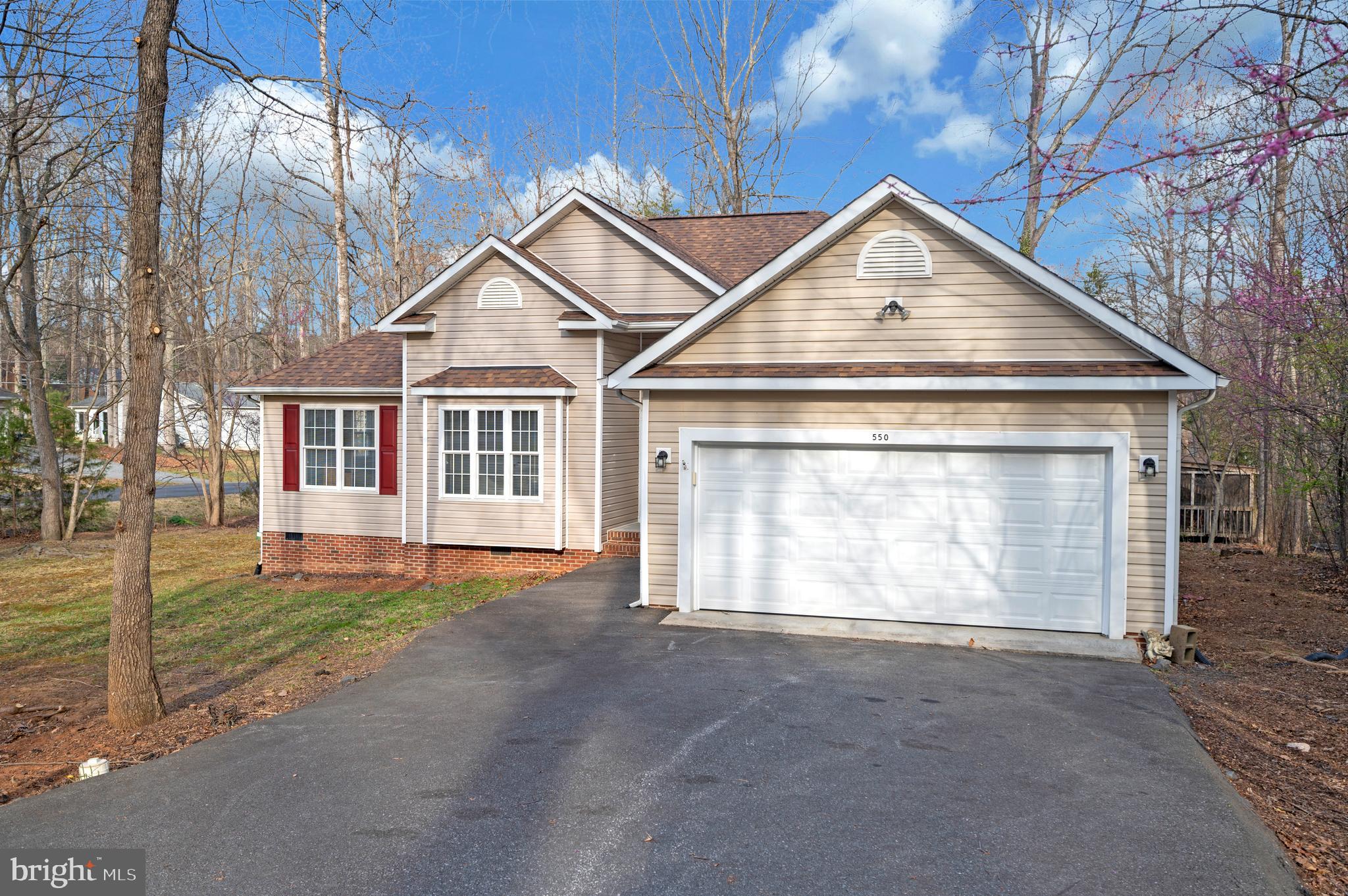 550 HARRISON CIRCLE