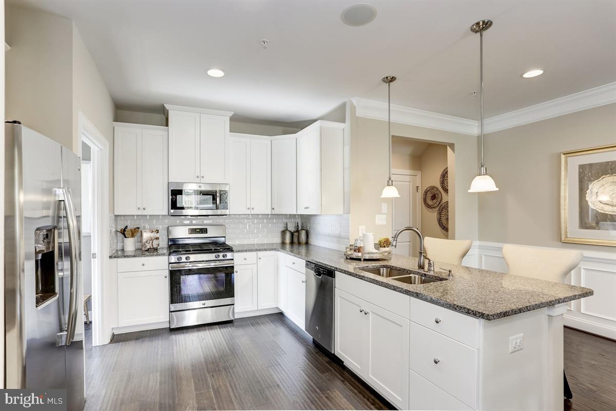 URBANA VILLAS - Residential