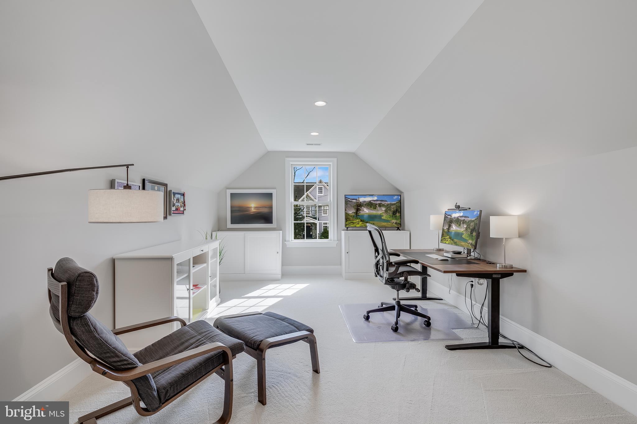 HANSBOROUGH - Residential