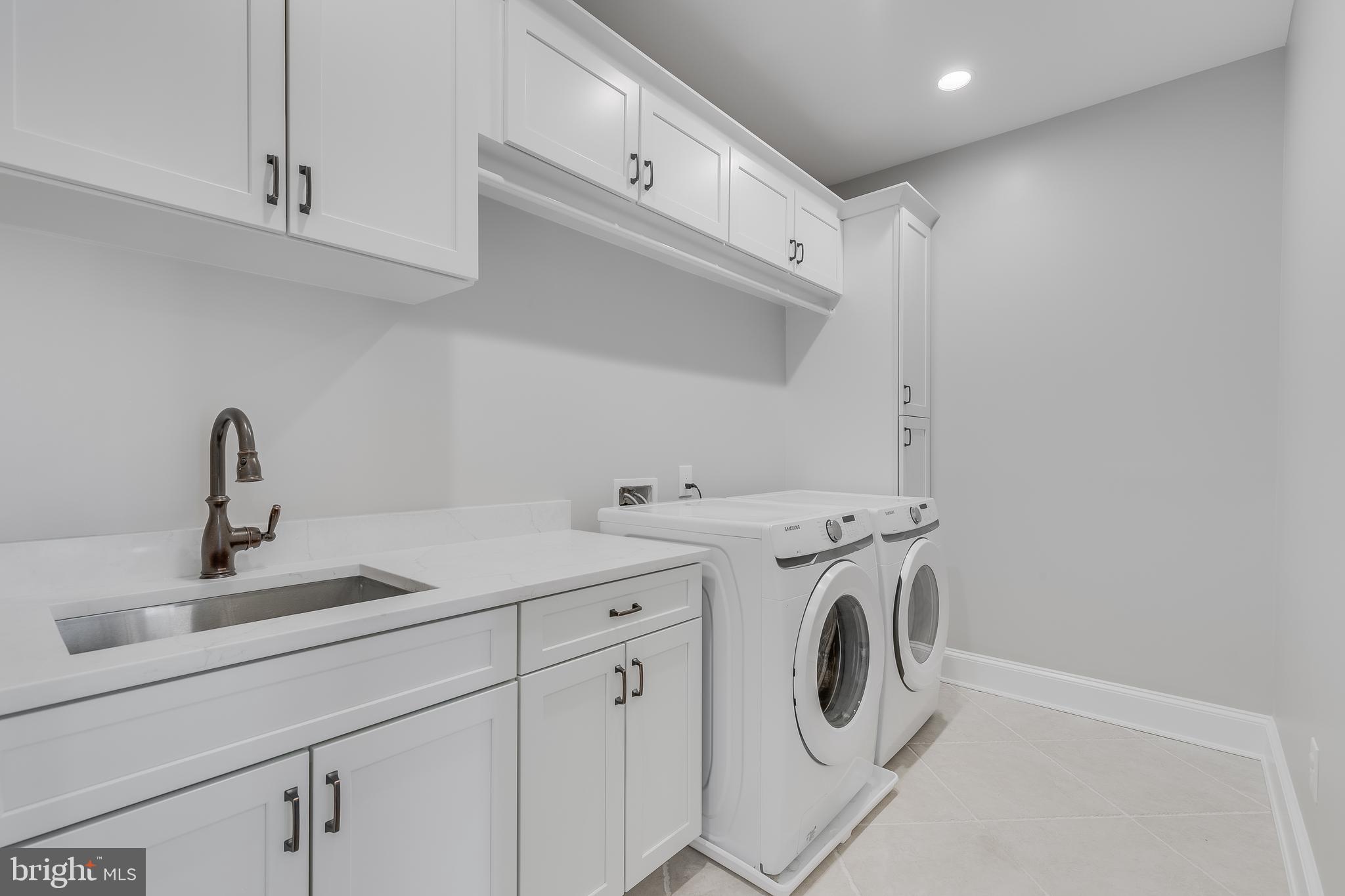 HANSBOROUGH - Residential