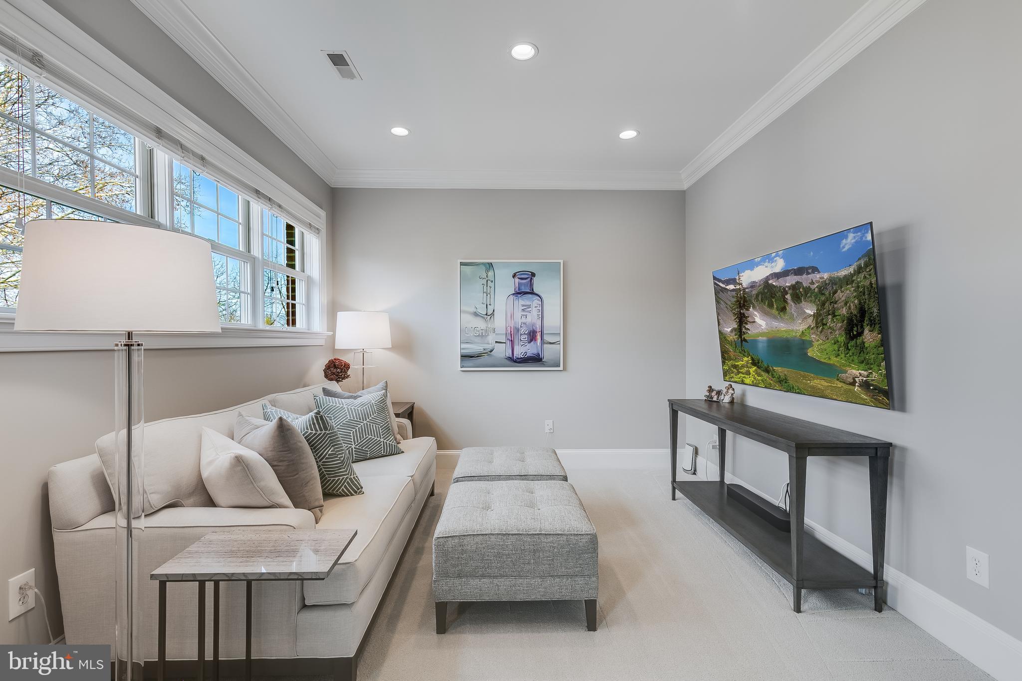 HANSBOROUGH - Residential