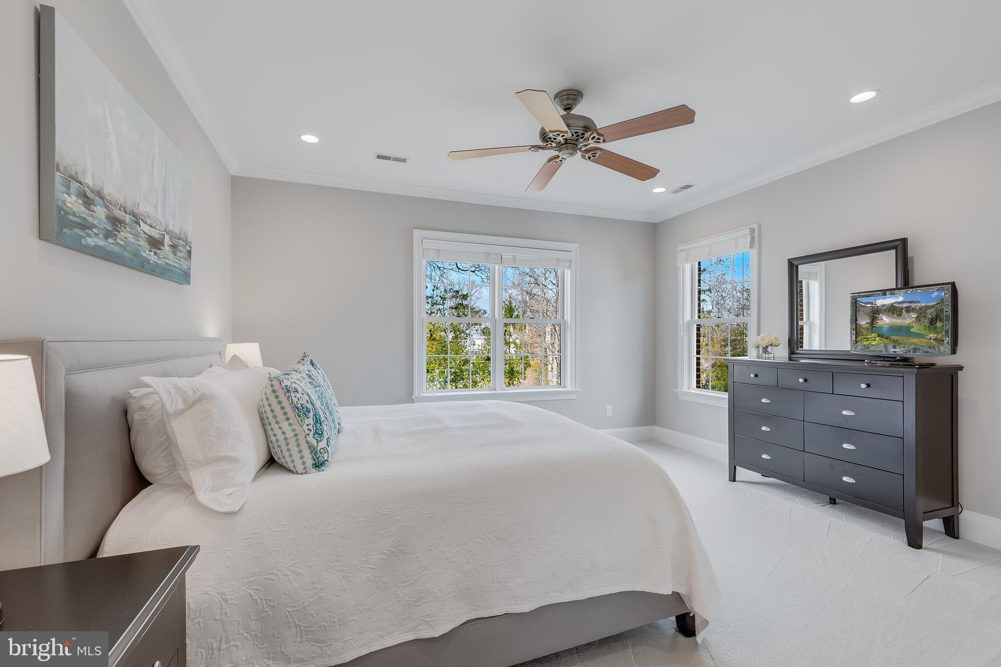 HANSBOROUGH - Residential