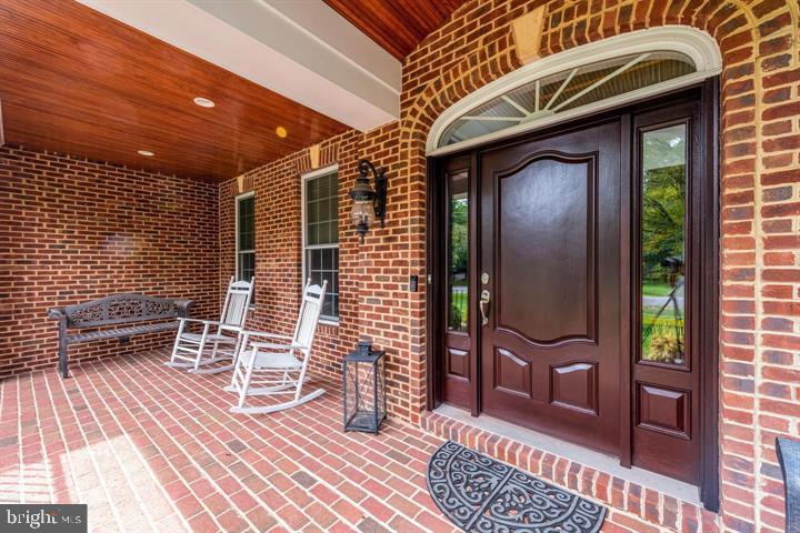 HANSBOROUGH - Residential