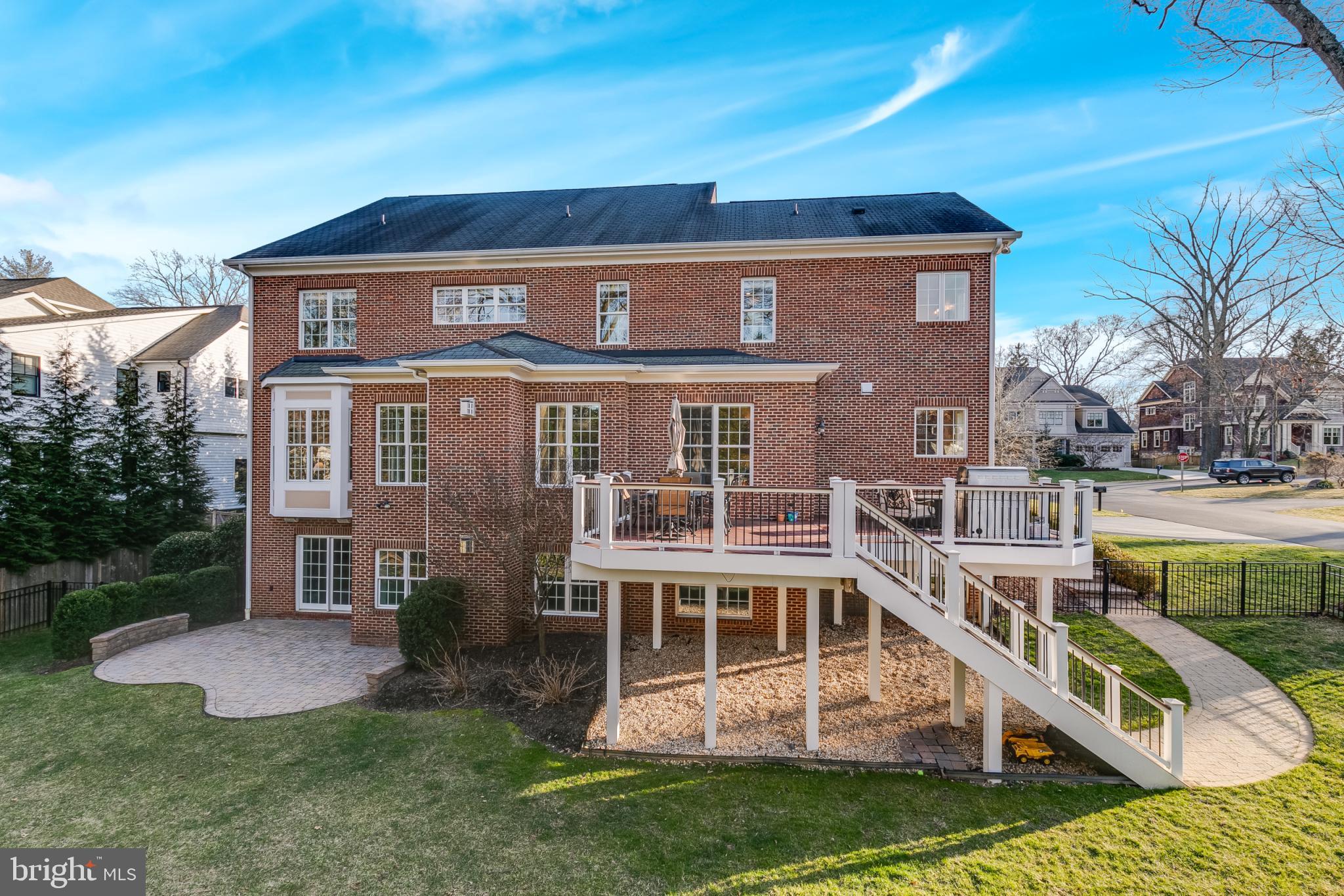 HANSBOROUGH - Residential