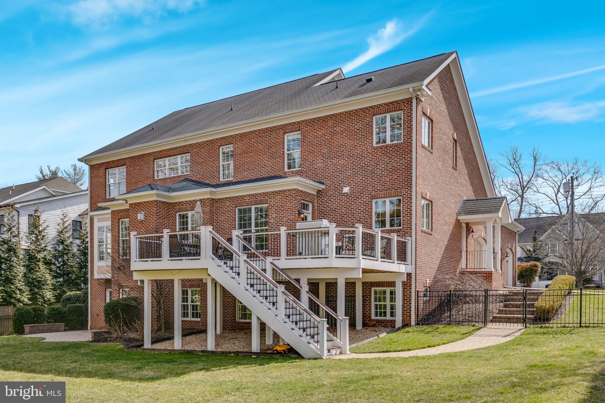 HANSBOROUGH - Residential