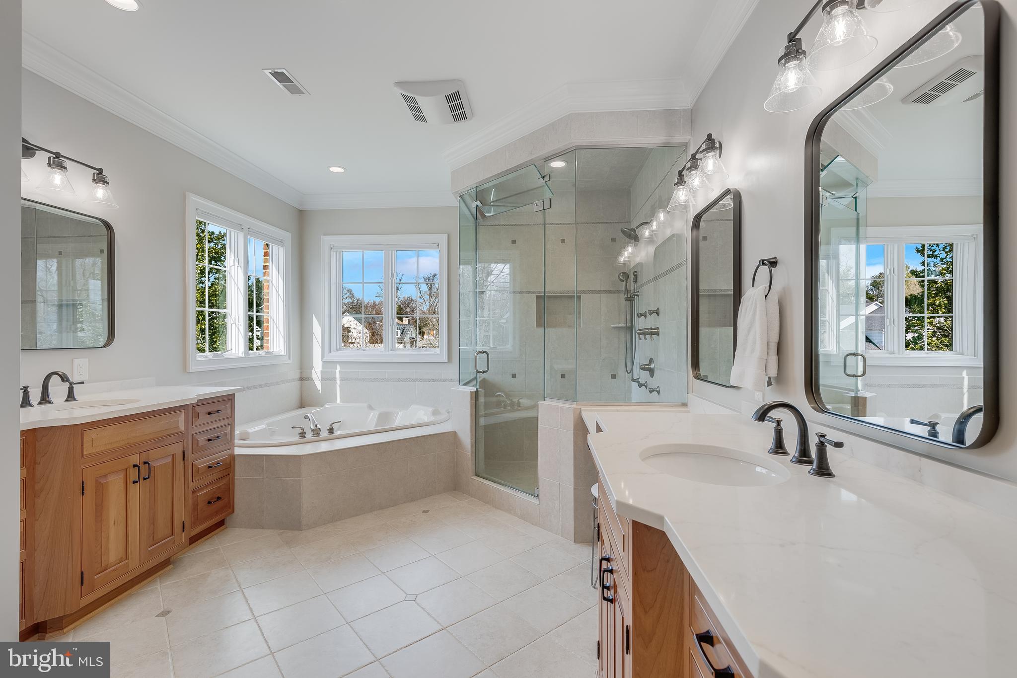 HANSBOROUGH - Residential