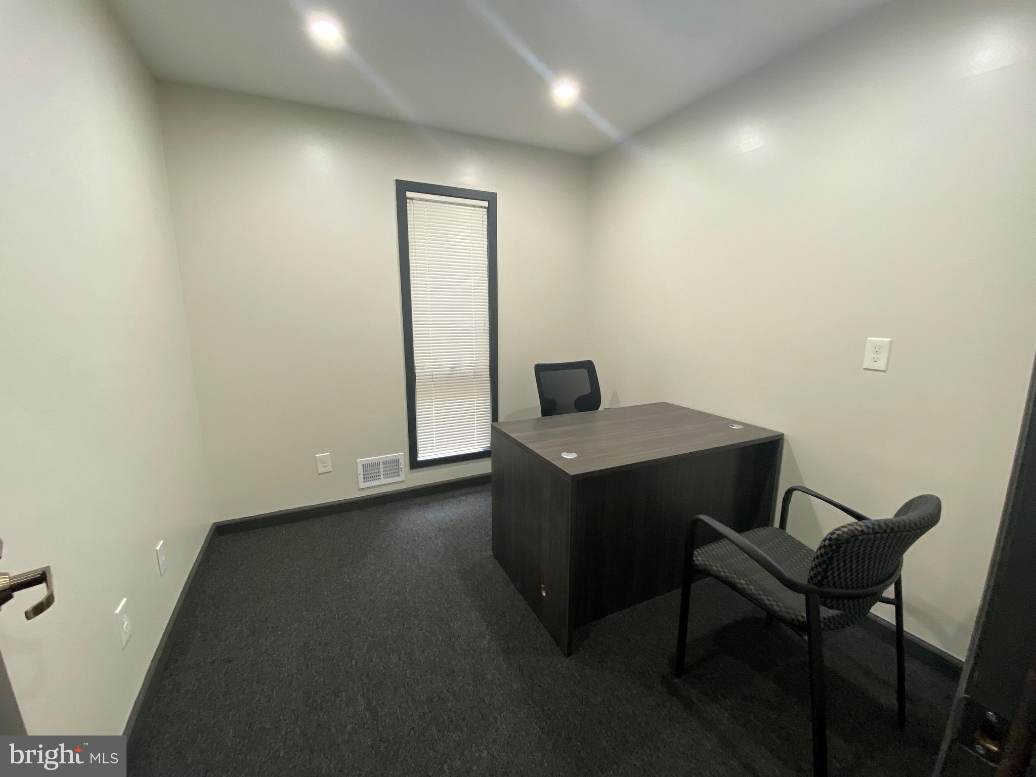 521 SICKLERVILLE ROAD