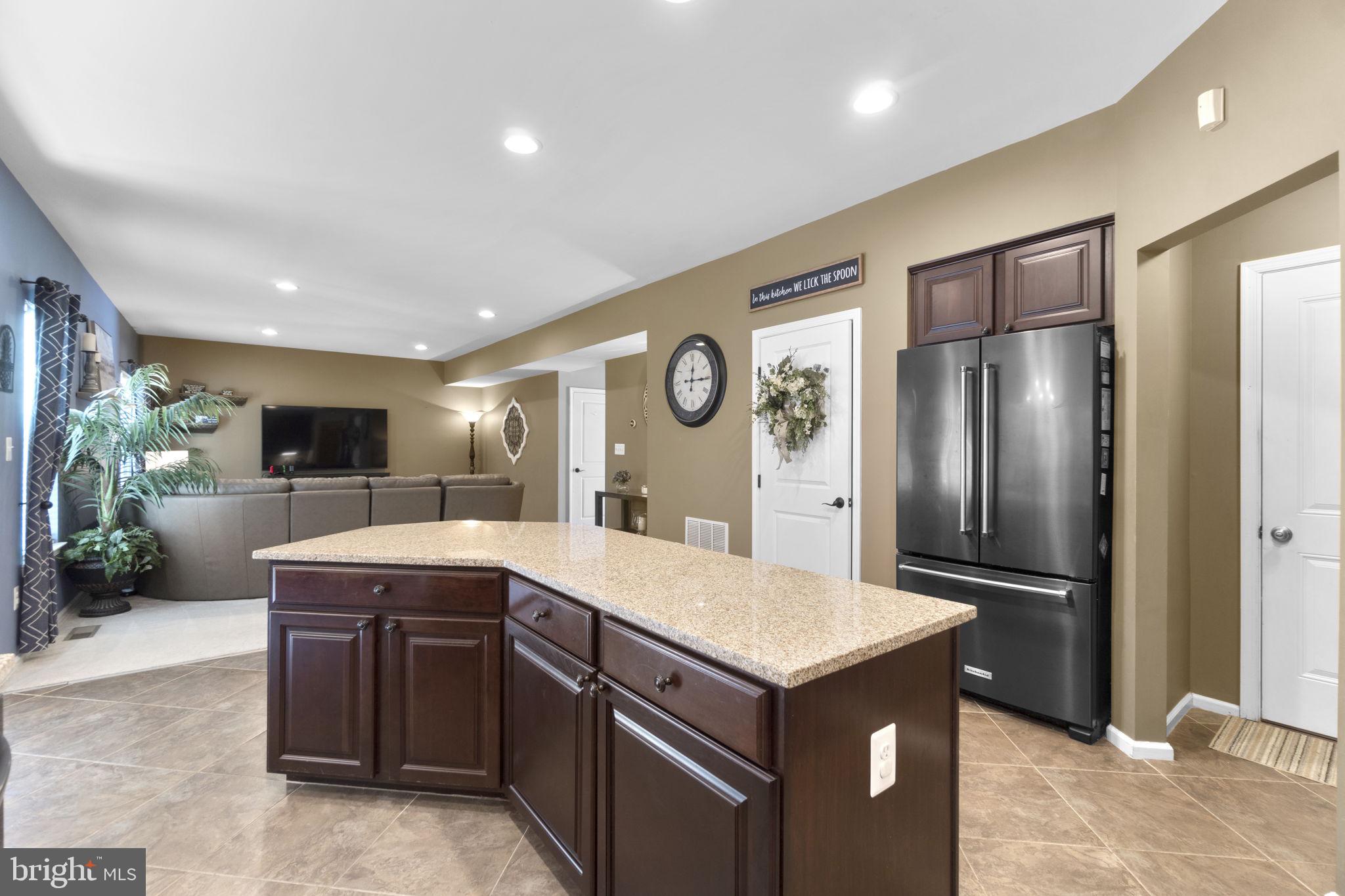RUSSETT FARMS - Residential