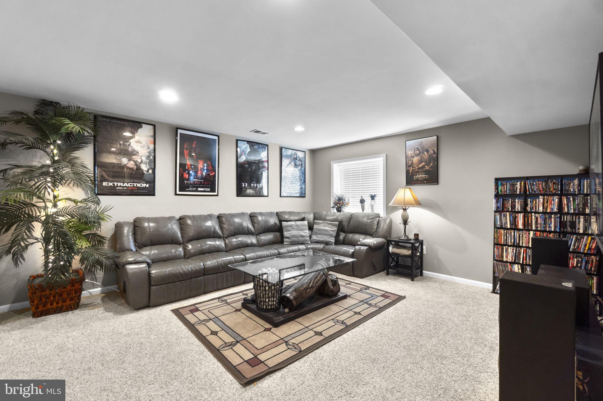 RUSSETT FARMS - Residential