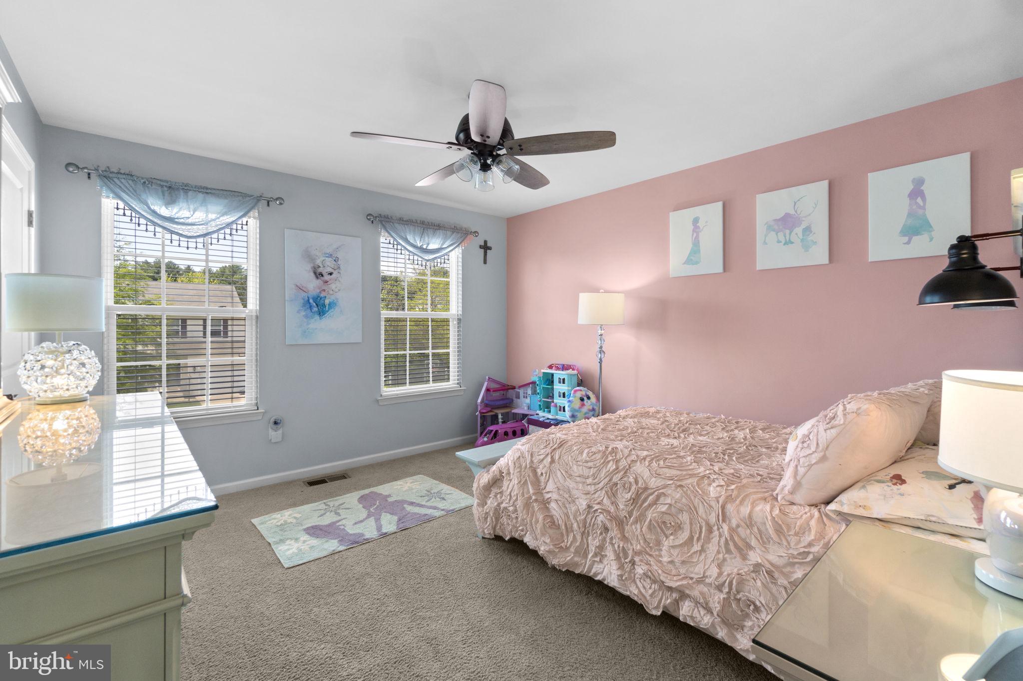 RUSSETT FARMS - Residential