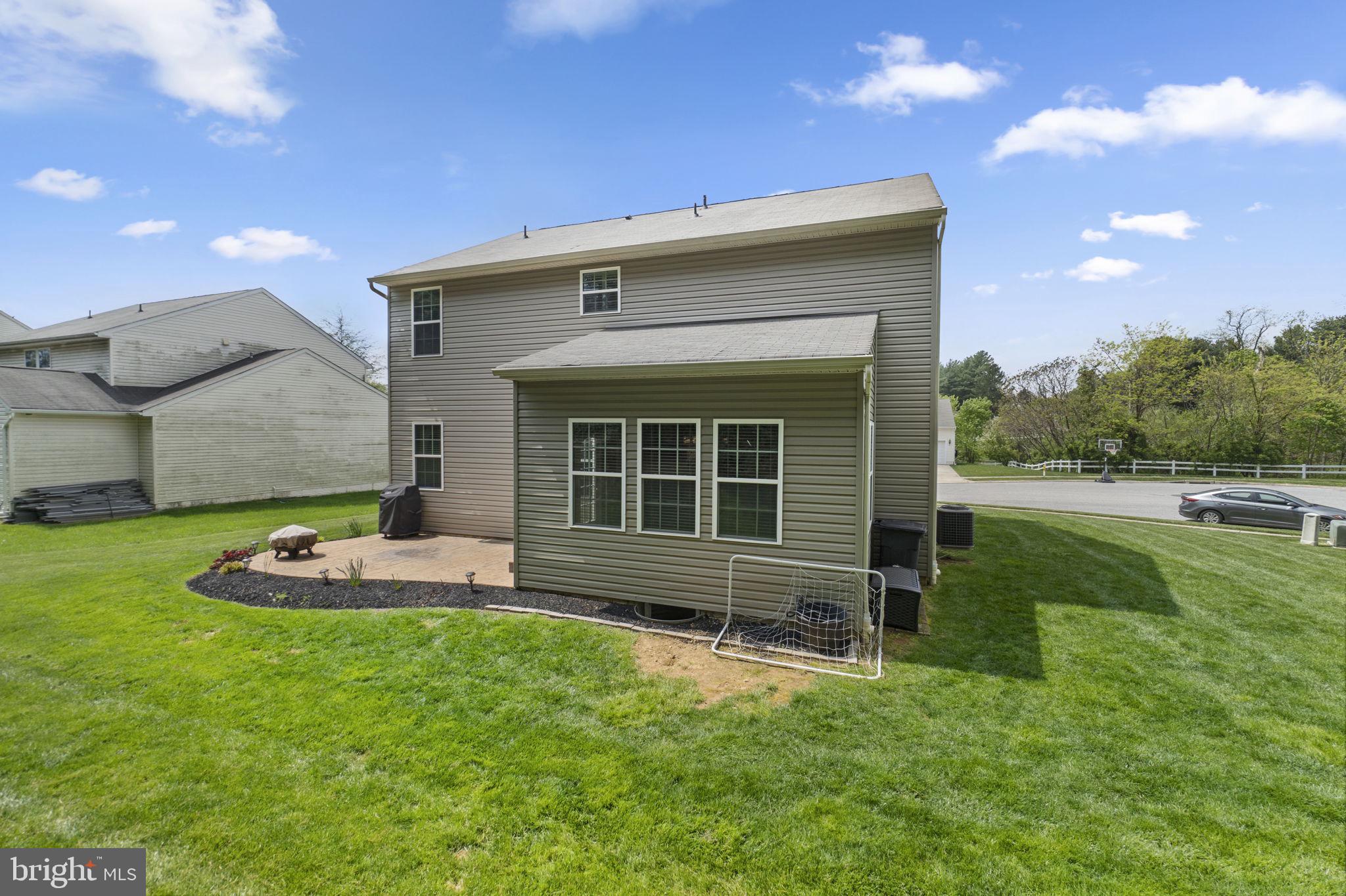 RUSSETT FARMS - Residential