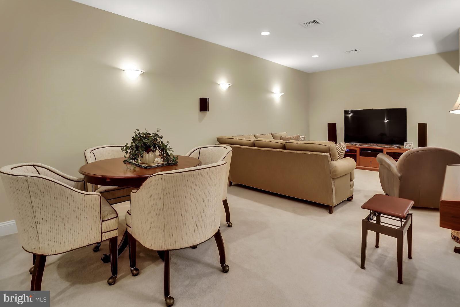 VERSANT AT PINEHURST - Residential