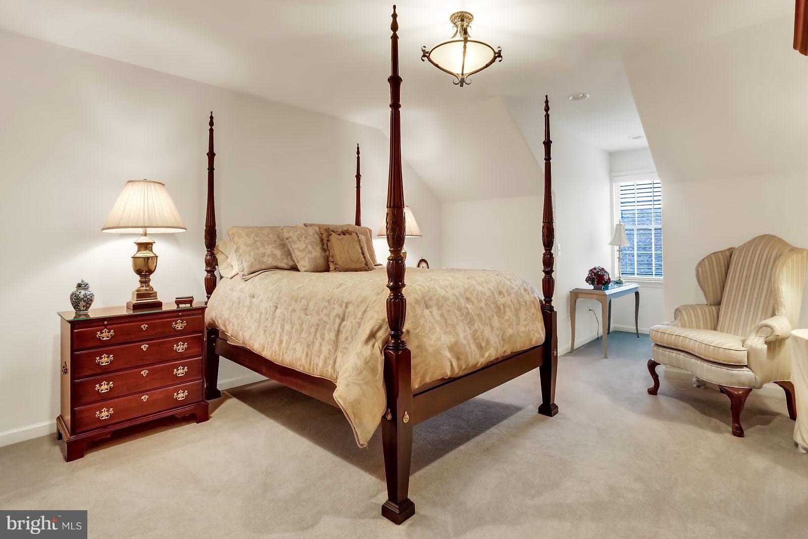VERSANT AT PINEHURST - Residential