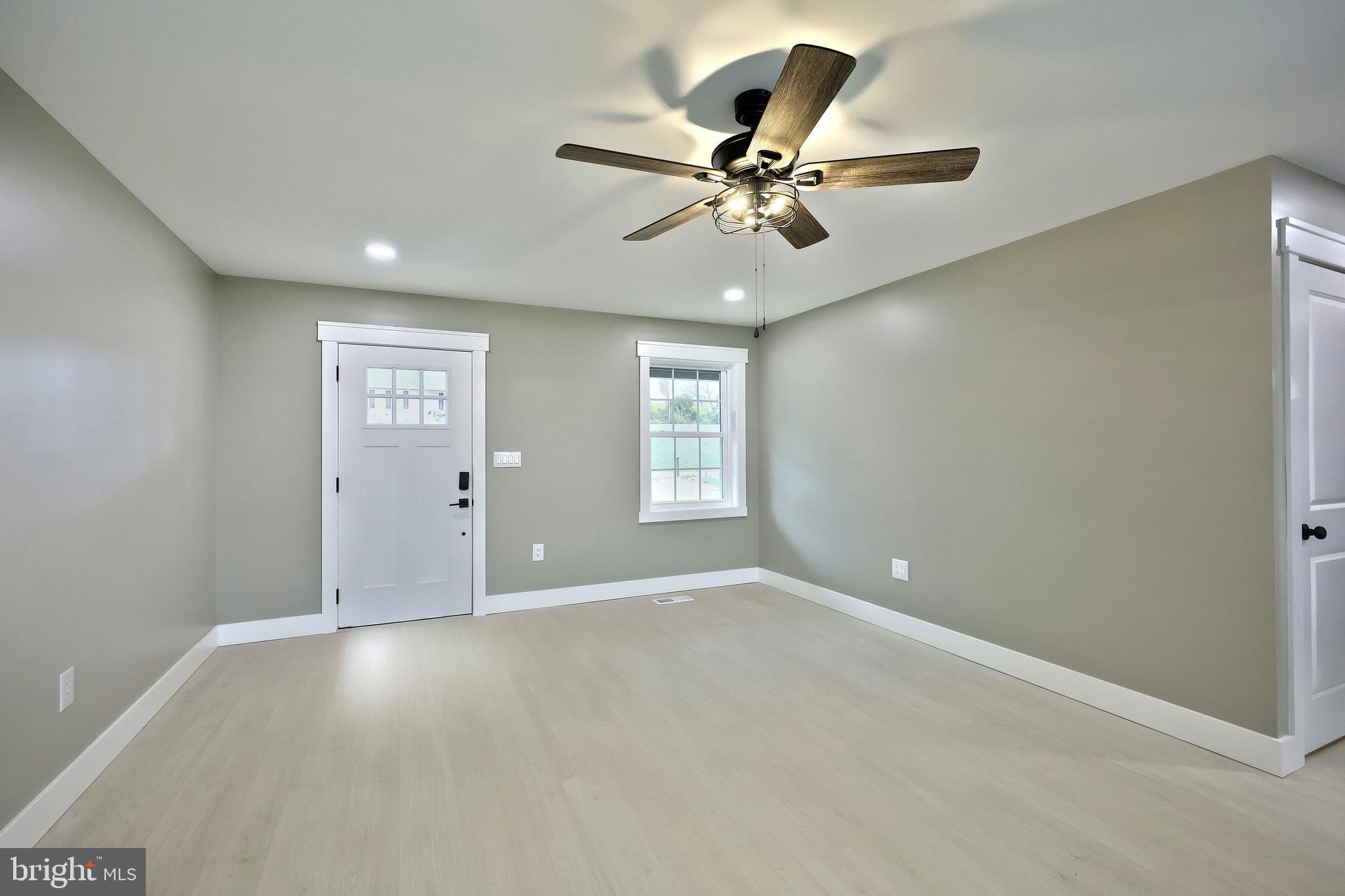 FAIRFIELD / CARROLL VALLEY - Residential