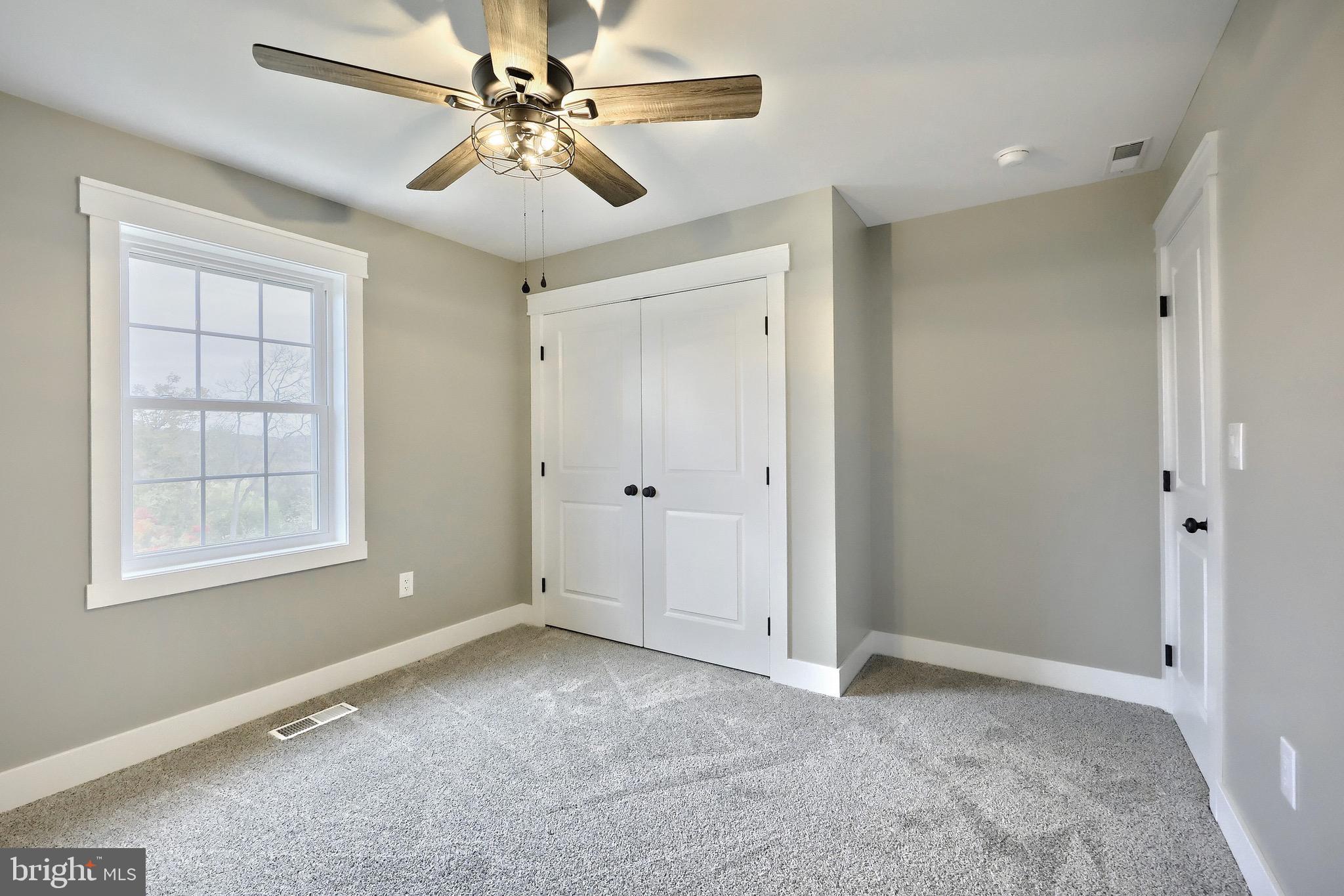 FAIRFIELD / CARROLL VALLEY - Residential