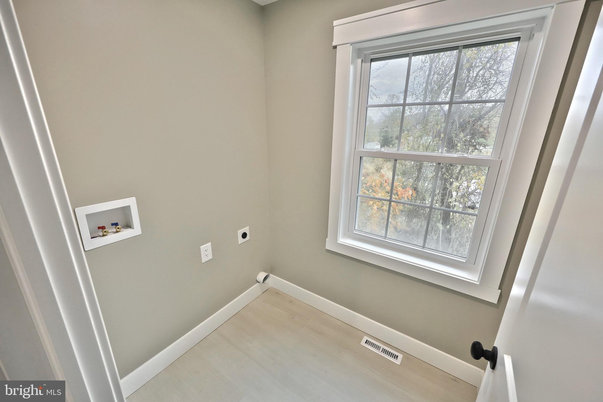 FAIRFIELD / CARROLL VALLEY - Residential