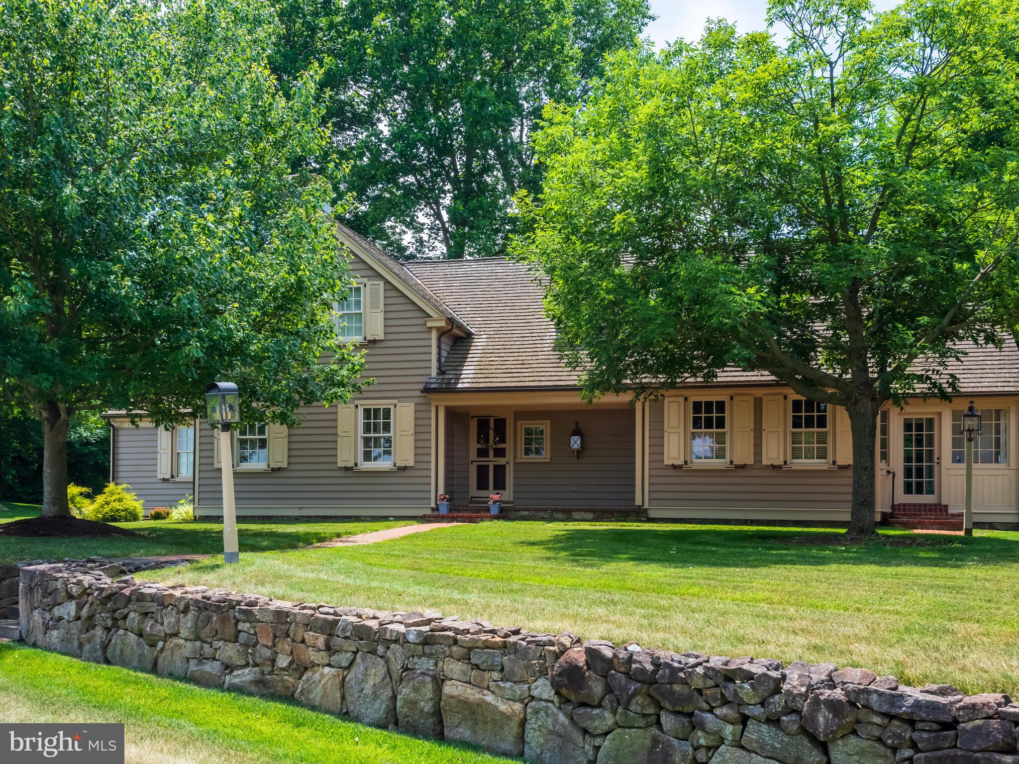 OLDEBULLTOWNVILLAGE - Residential