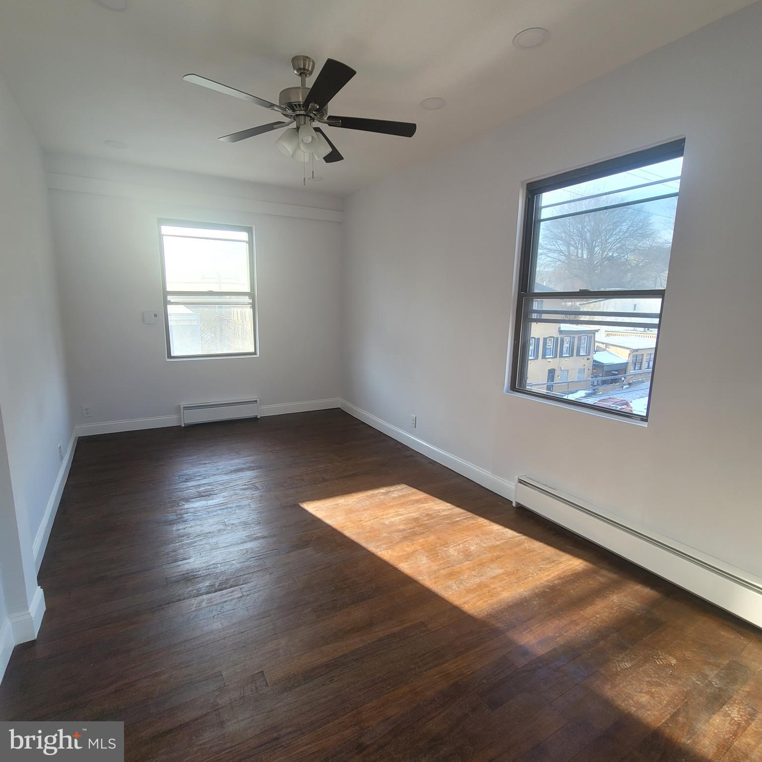 ROXBOROUGH - Residential Lease