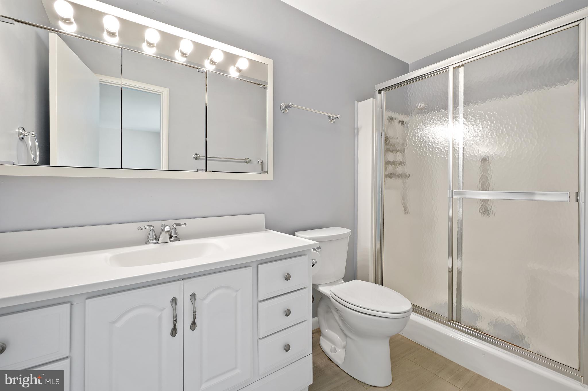 LEISURE WORLD - Residential
