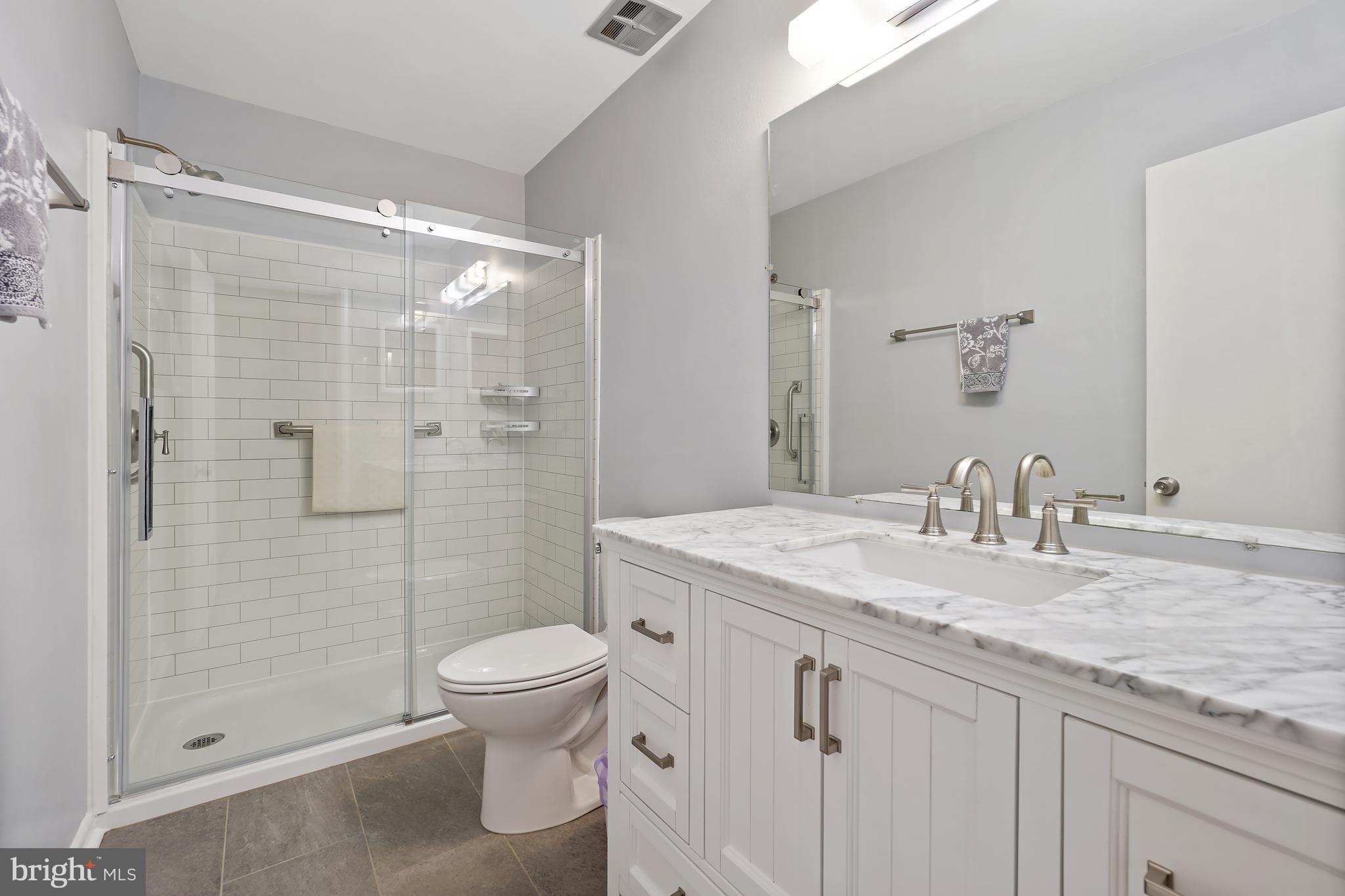 LEISURE WORLD - Residential