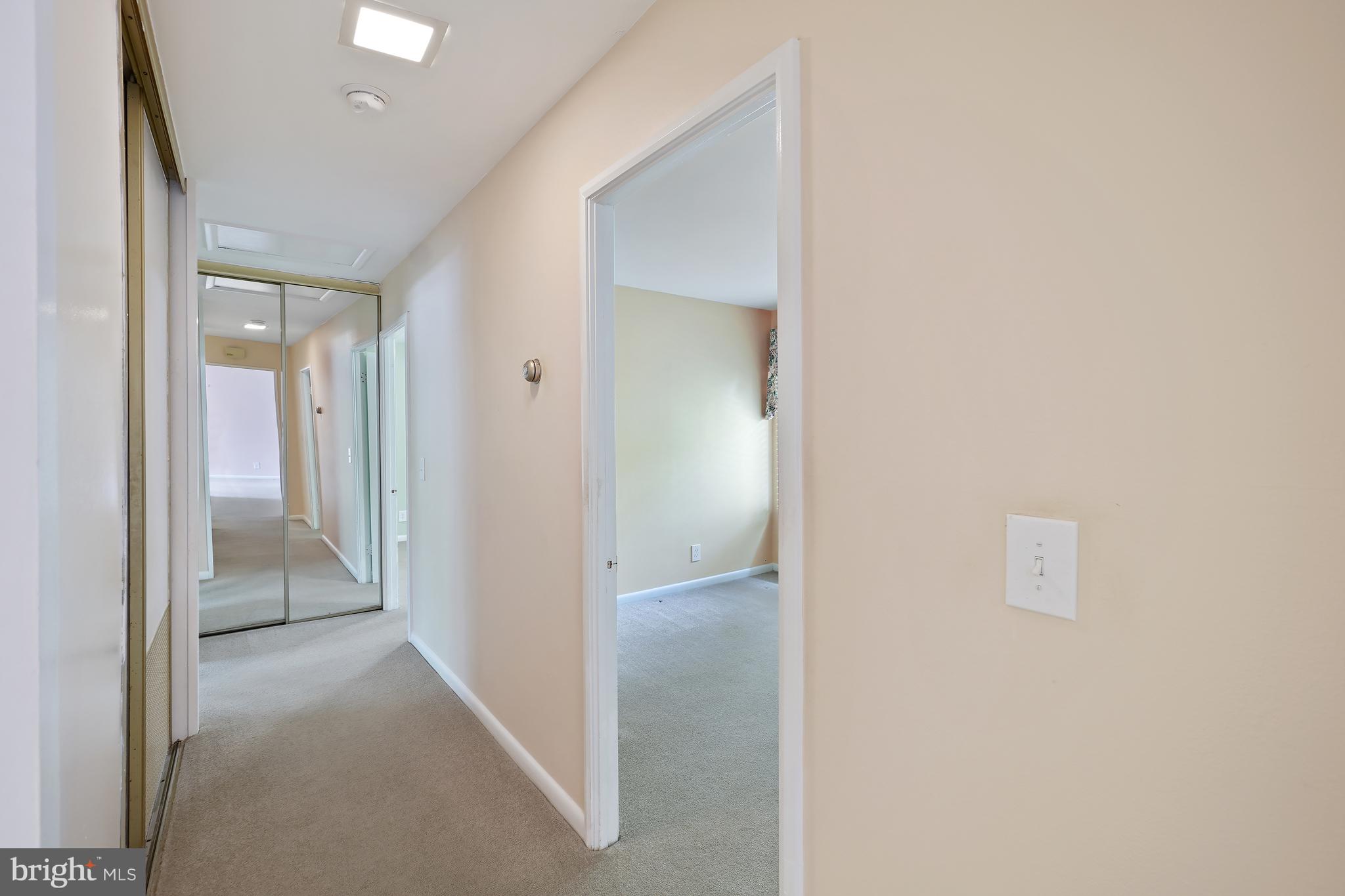 LEISURE WORLD - Residential