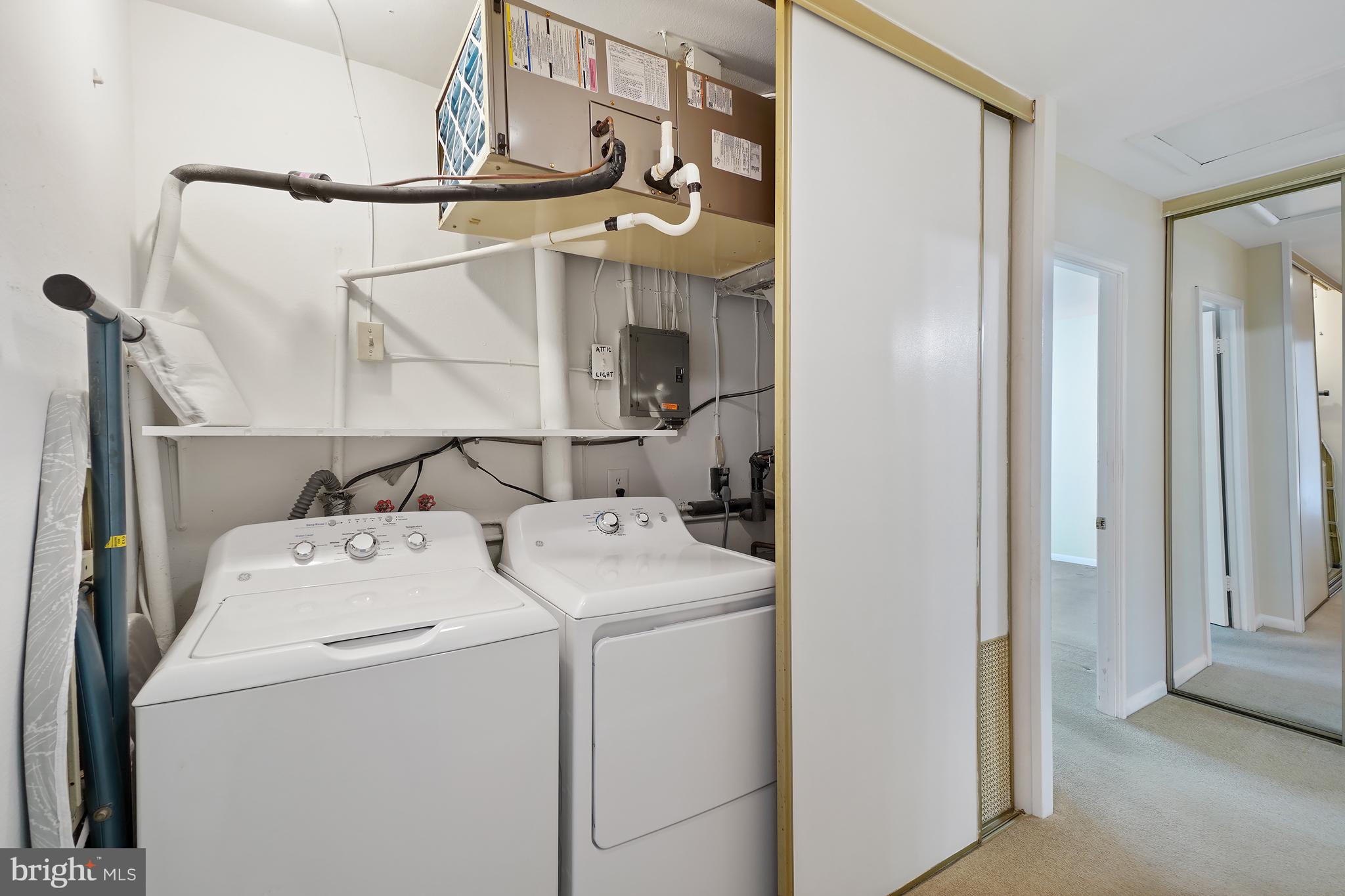 LEISURE WORLD - Residential