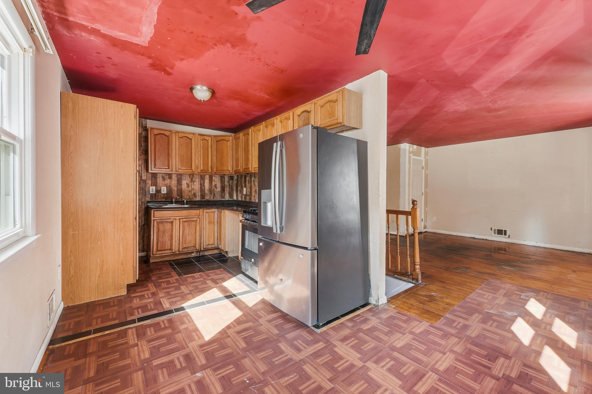 1213 QUO AVENUE