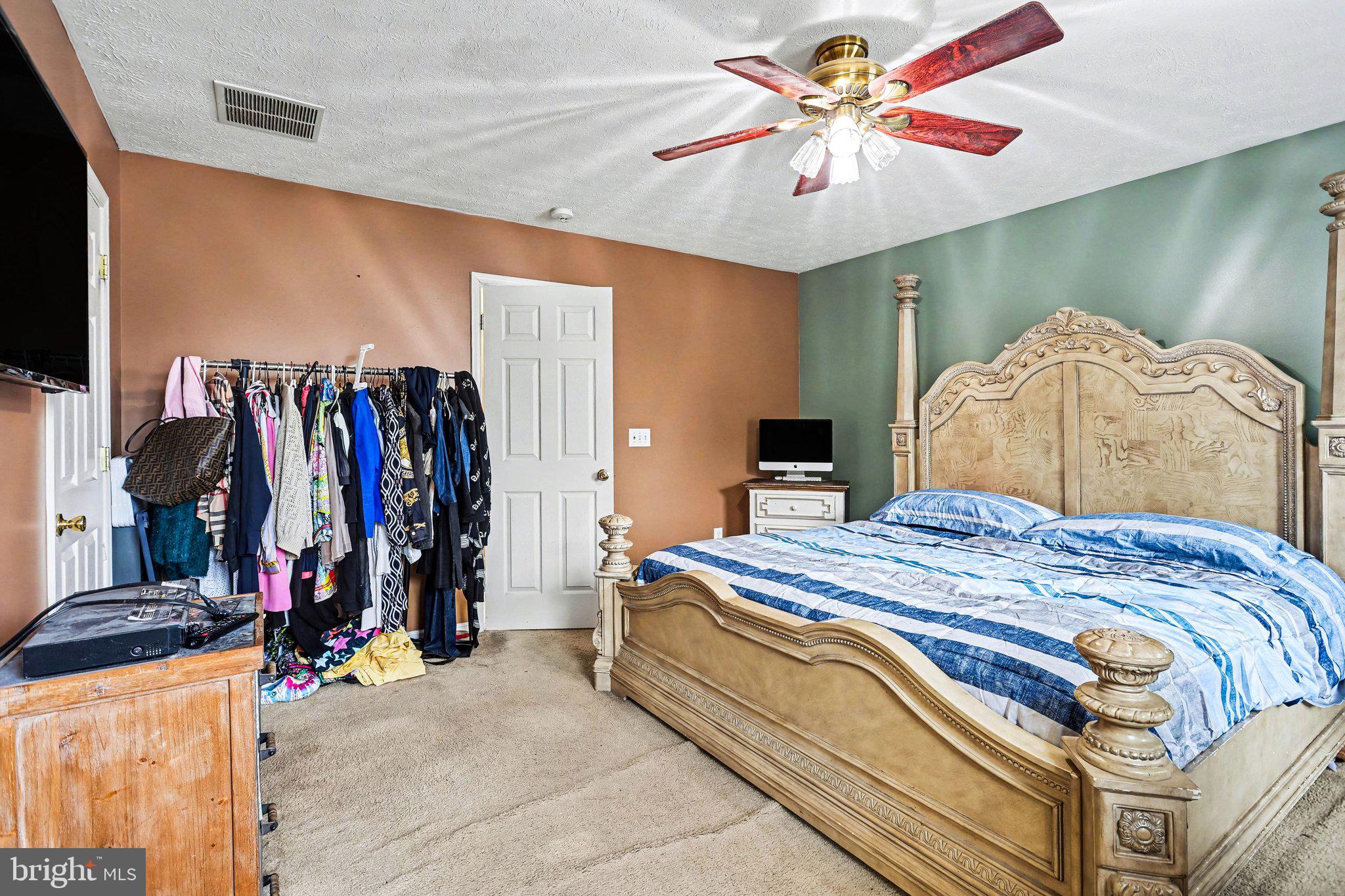 PRESIDENTIAL HEIGHTS - Residential