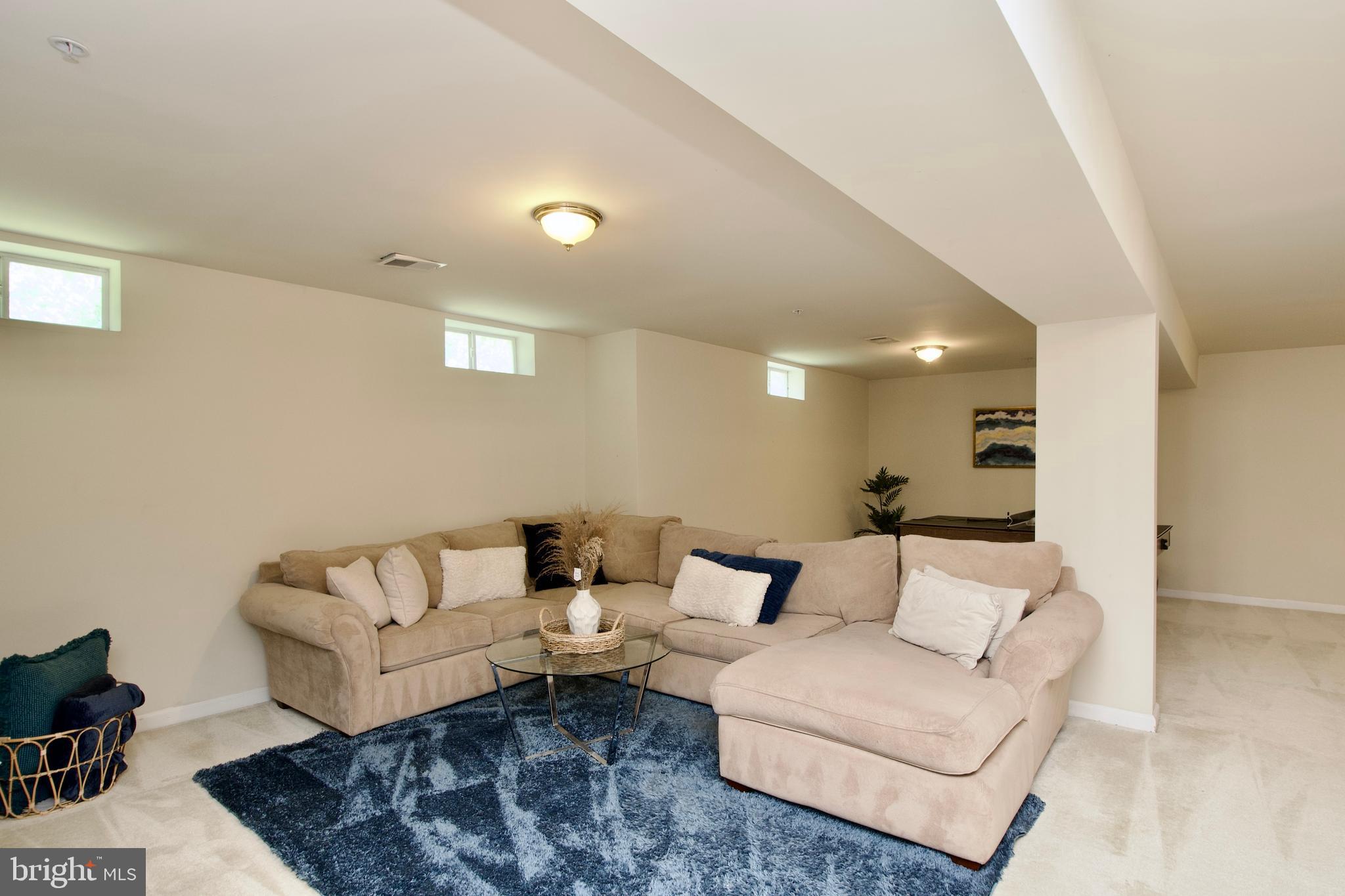 SUN VALLEY ESTATES - Residential