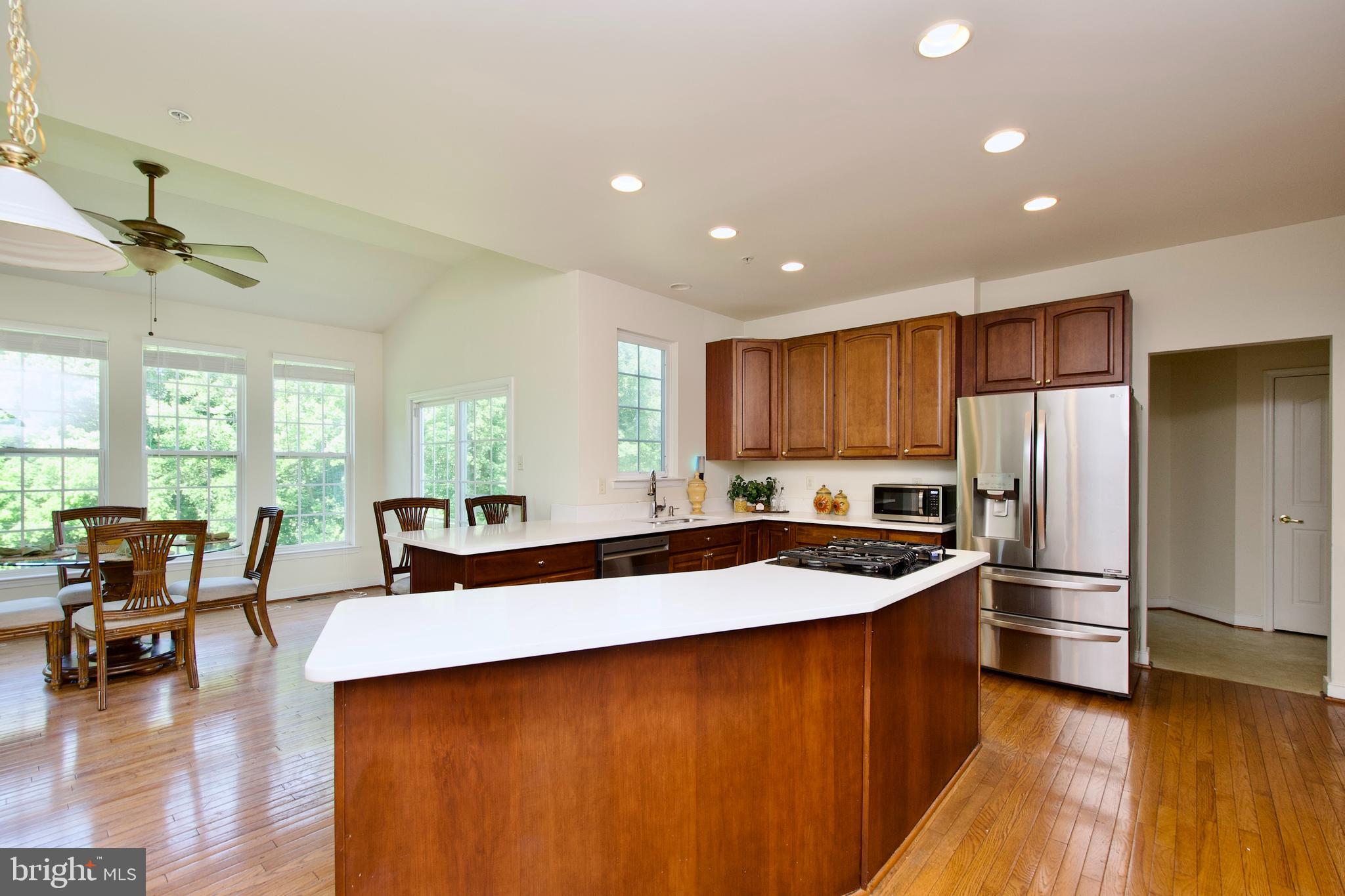 SUN VALLEY ESTATES - Residential