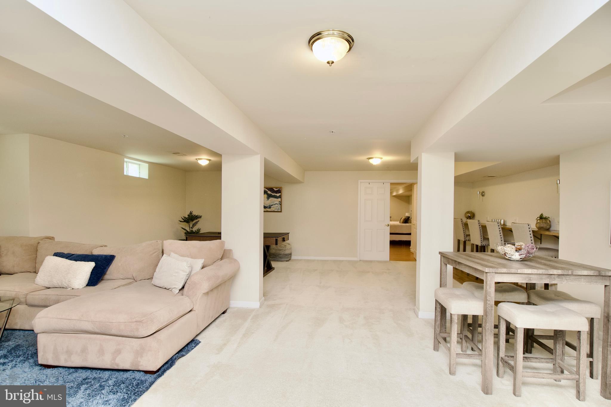 SUN VALLEY ESTATES - Residential