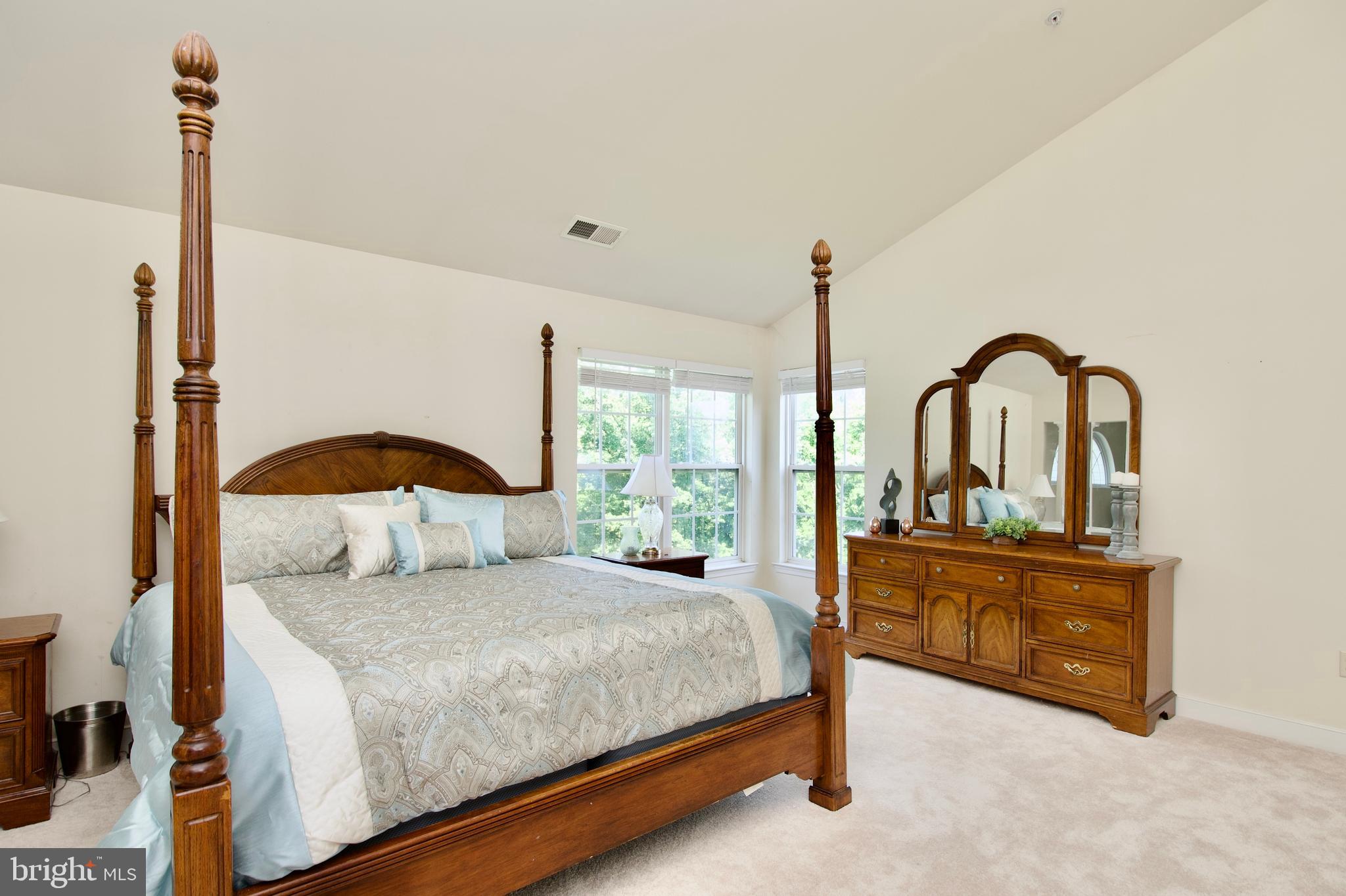 SUN VALLEY ESTATES - Residential