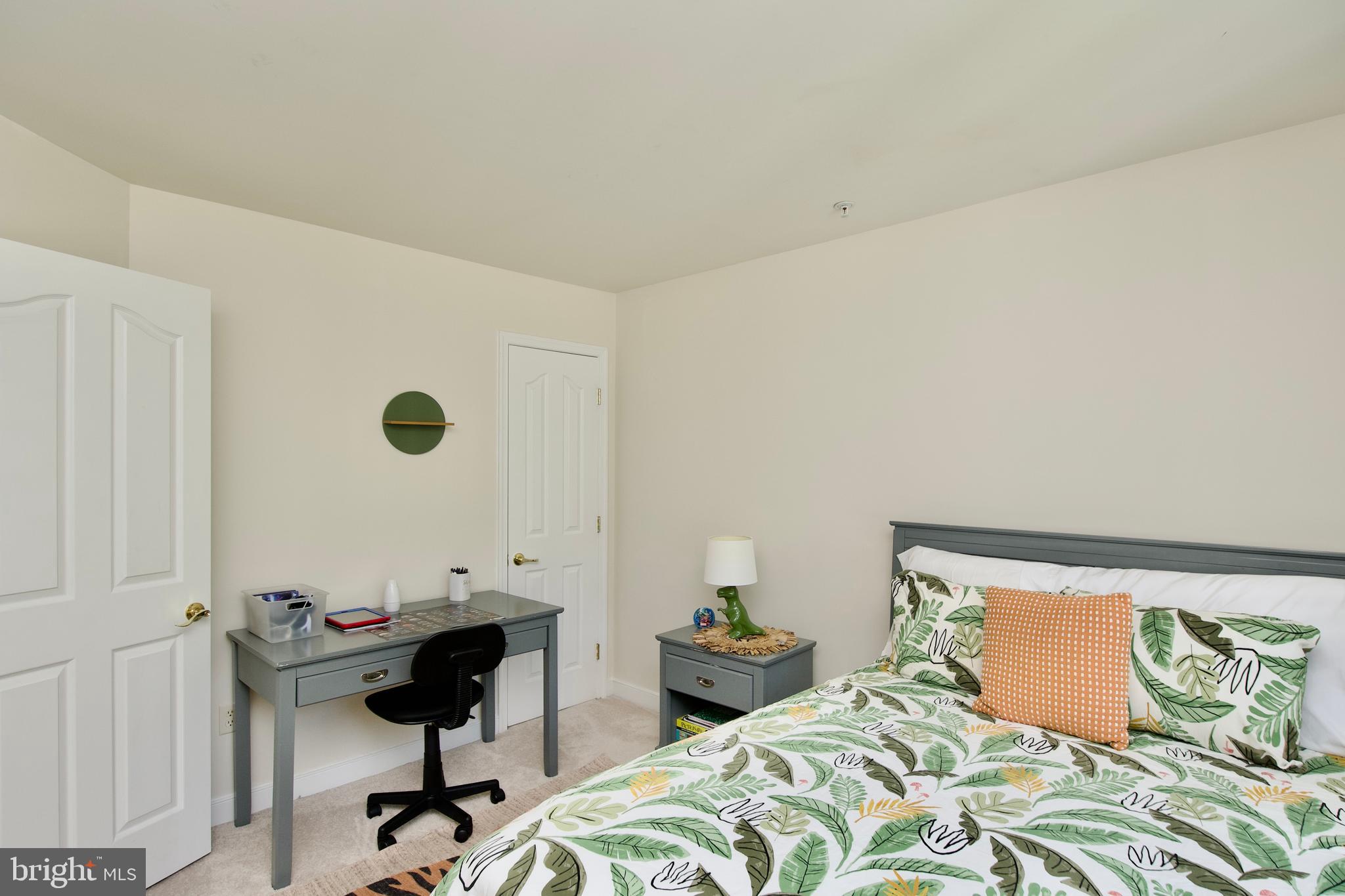 SUN VALLEY ESTATES - Residential