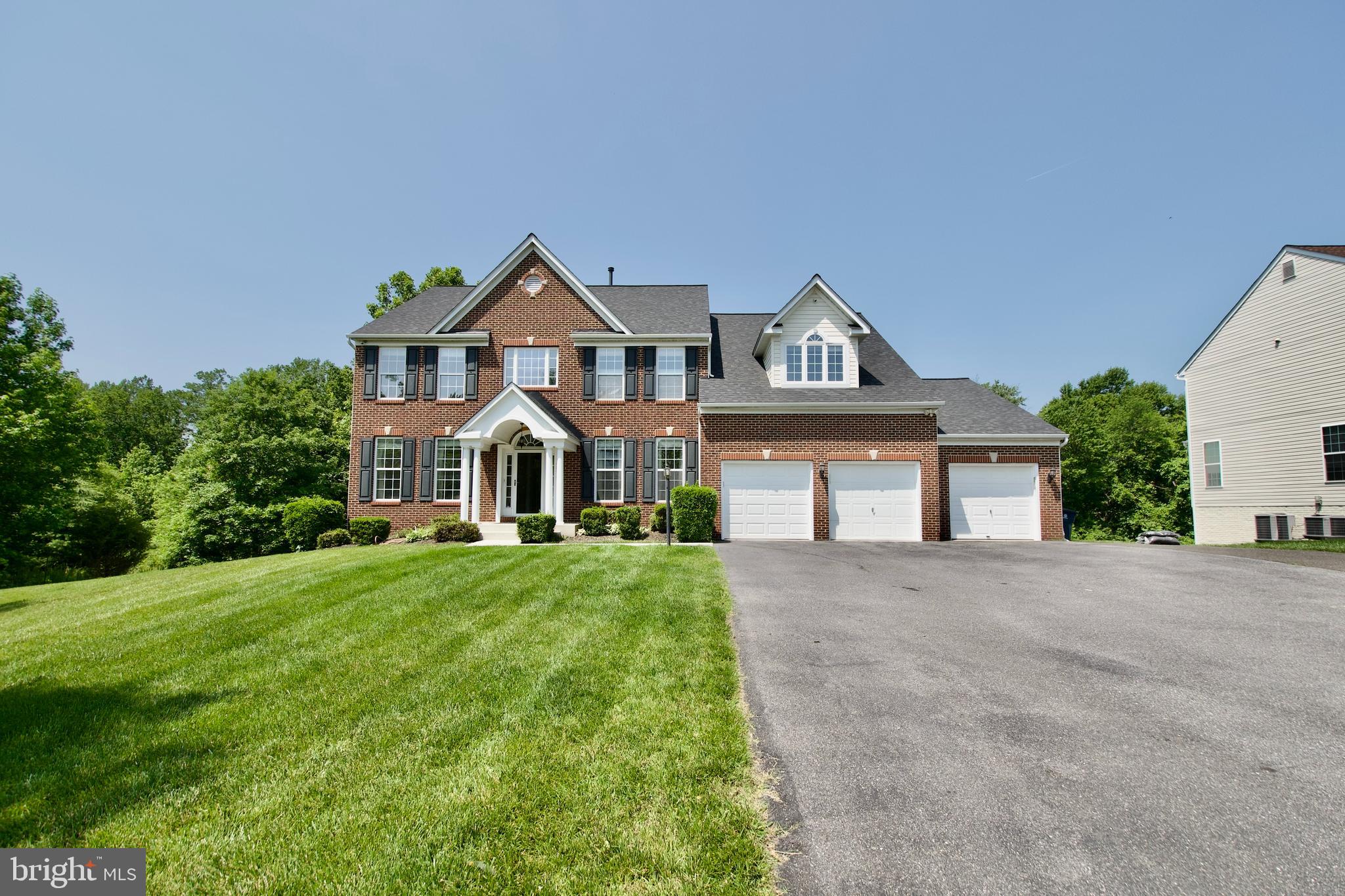 SUN VALLEY ESTATES - Residential