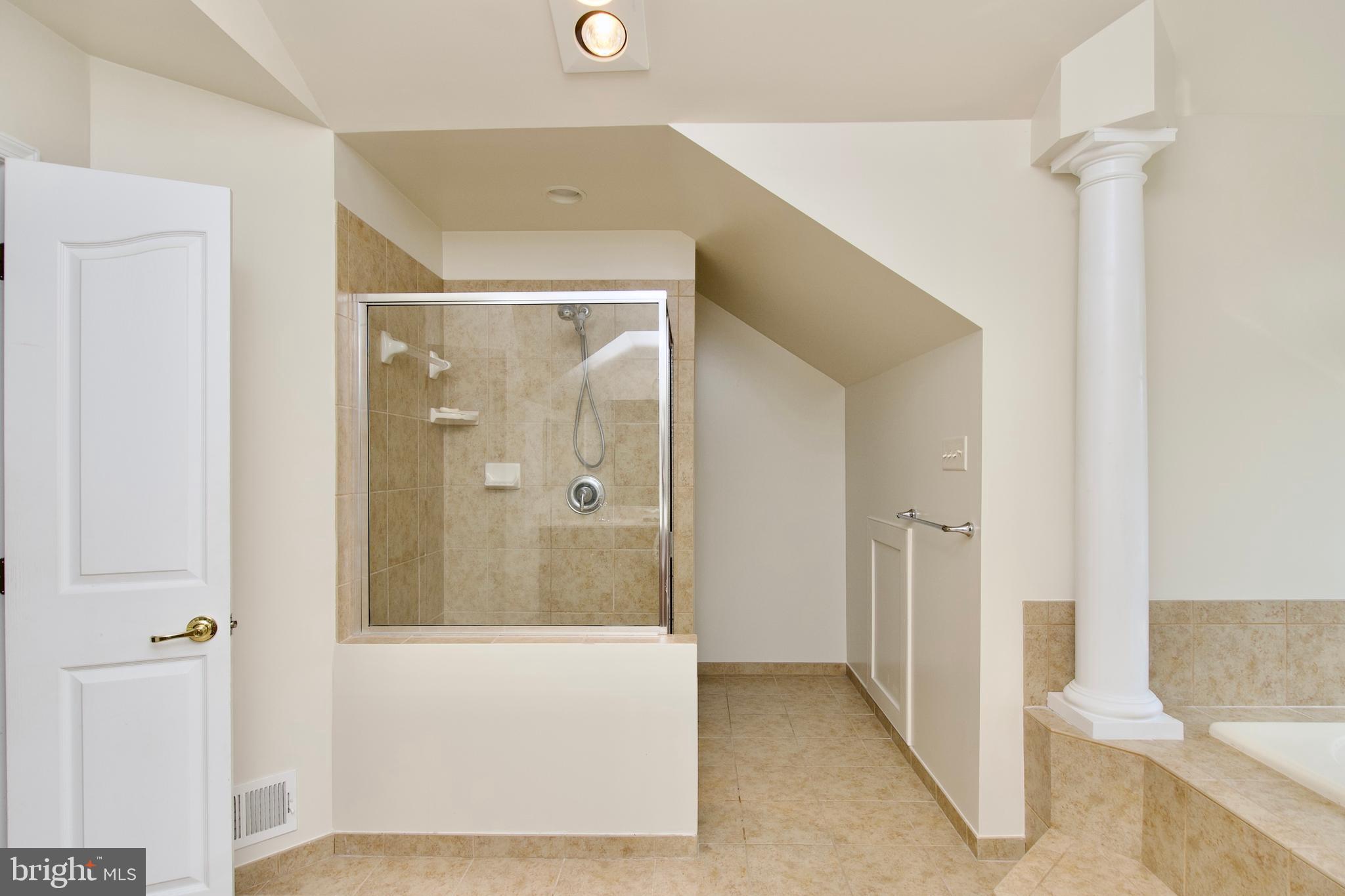 SUN VALLEY ESTATES - Residential