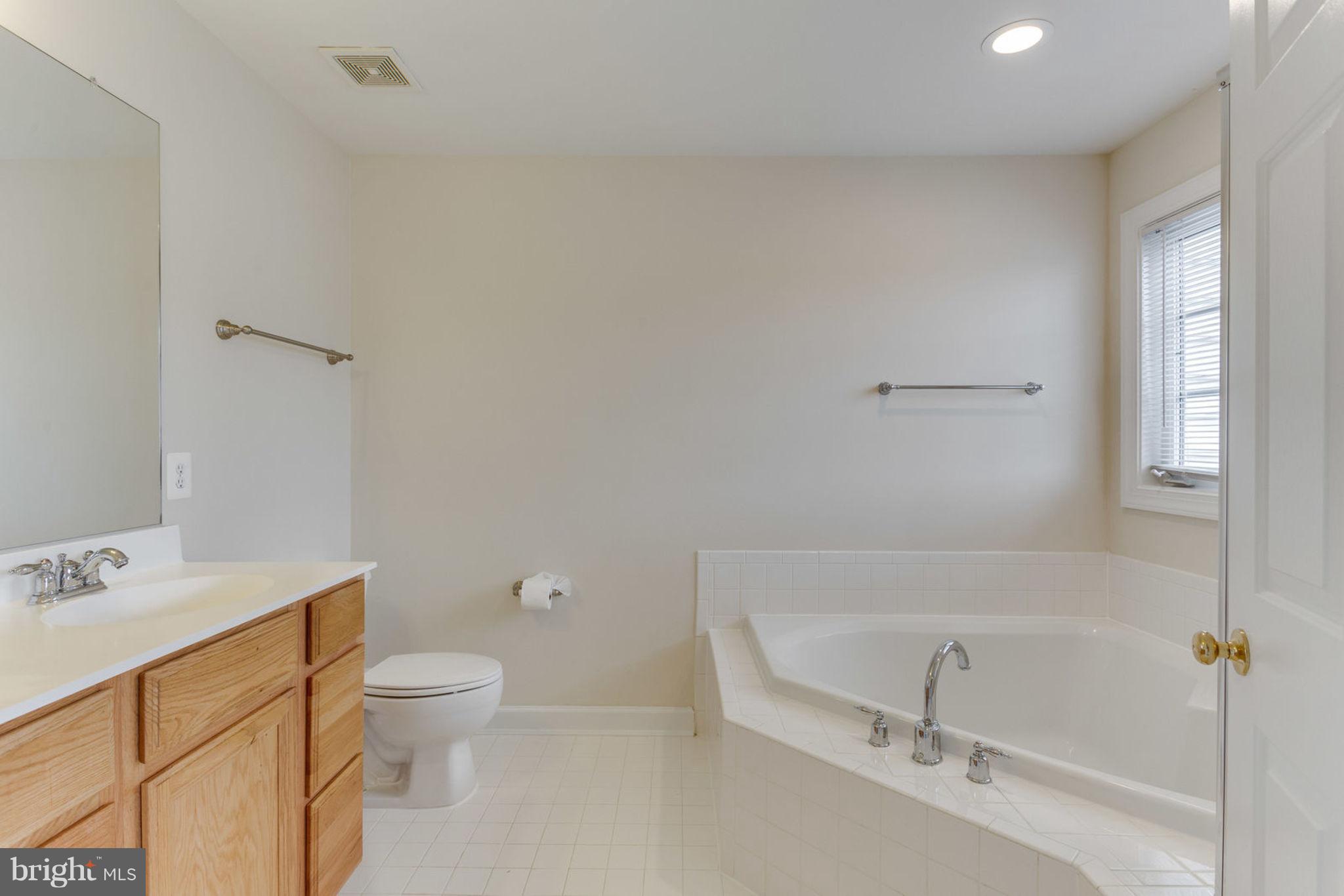 PORT POTOMAC - Residential