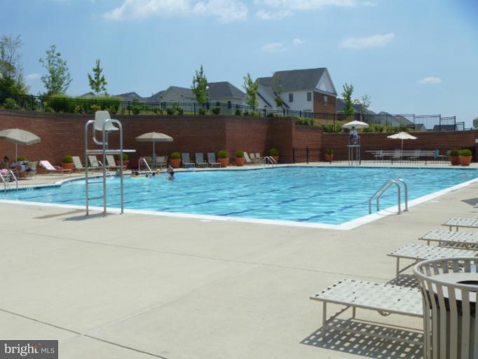 PORT POTOMAC - Residential