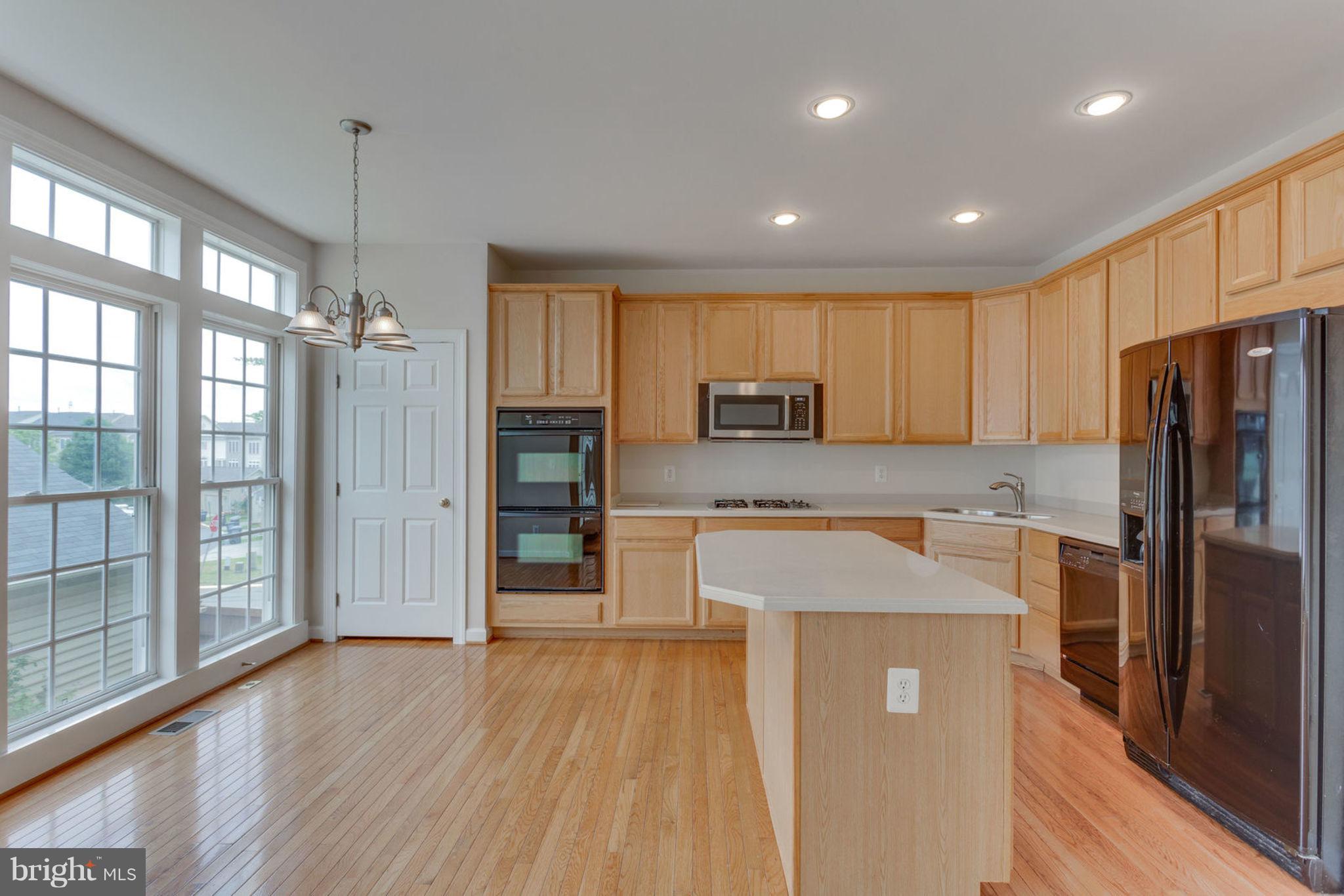 PORT POTOMAC - Residential