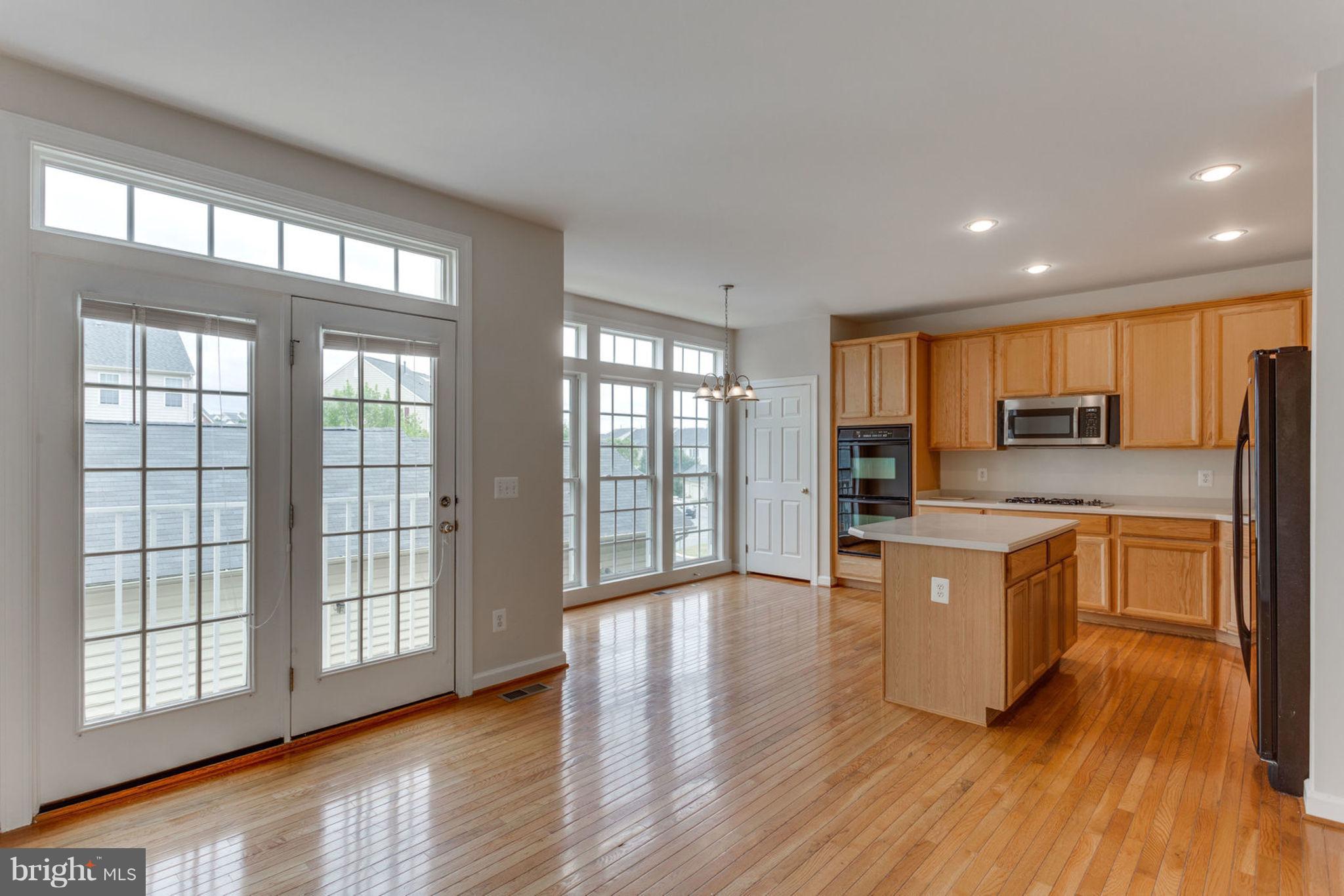 PORT POTOMAC - Residential