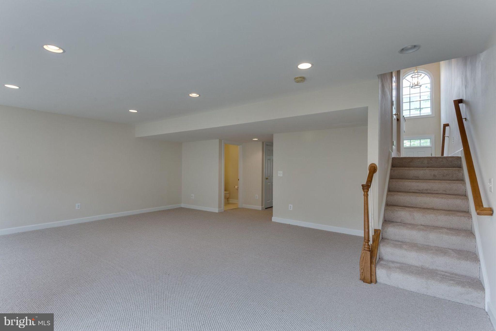 PORT POTOMAC - Residential