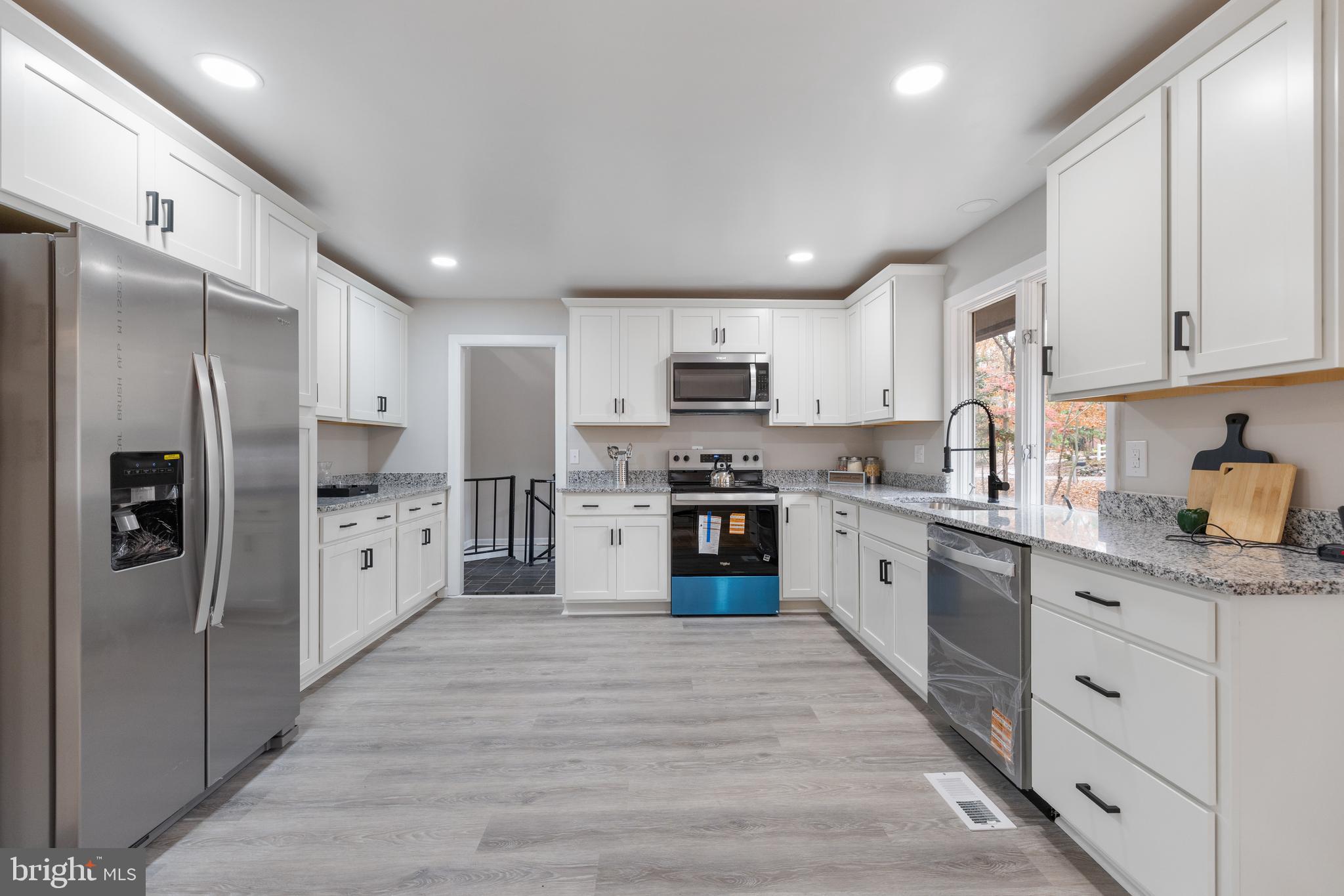 JAMES CITY - Residential