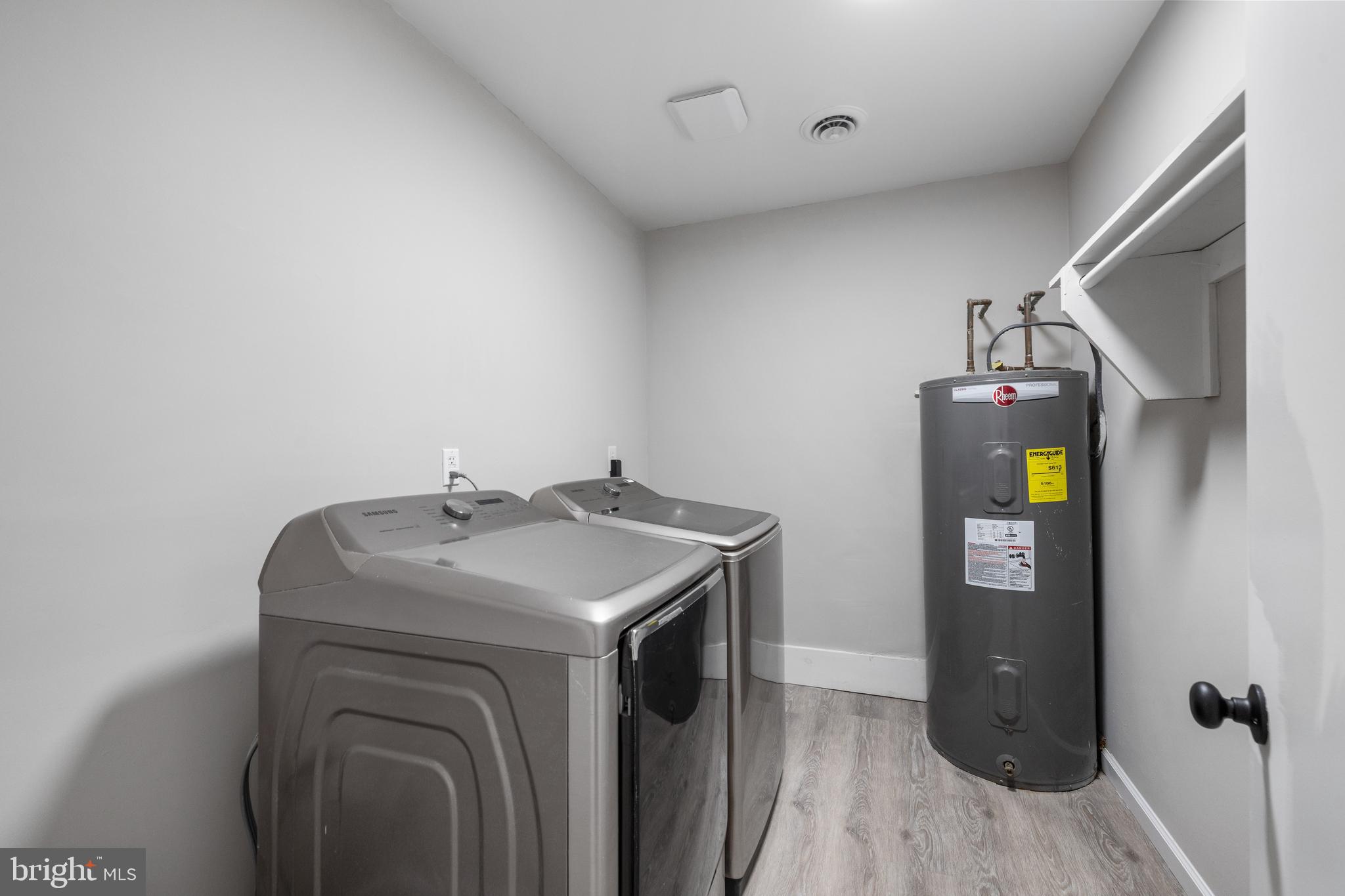 JAMES CITY - Residential