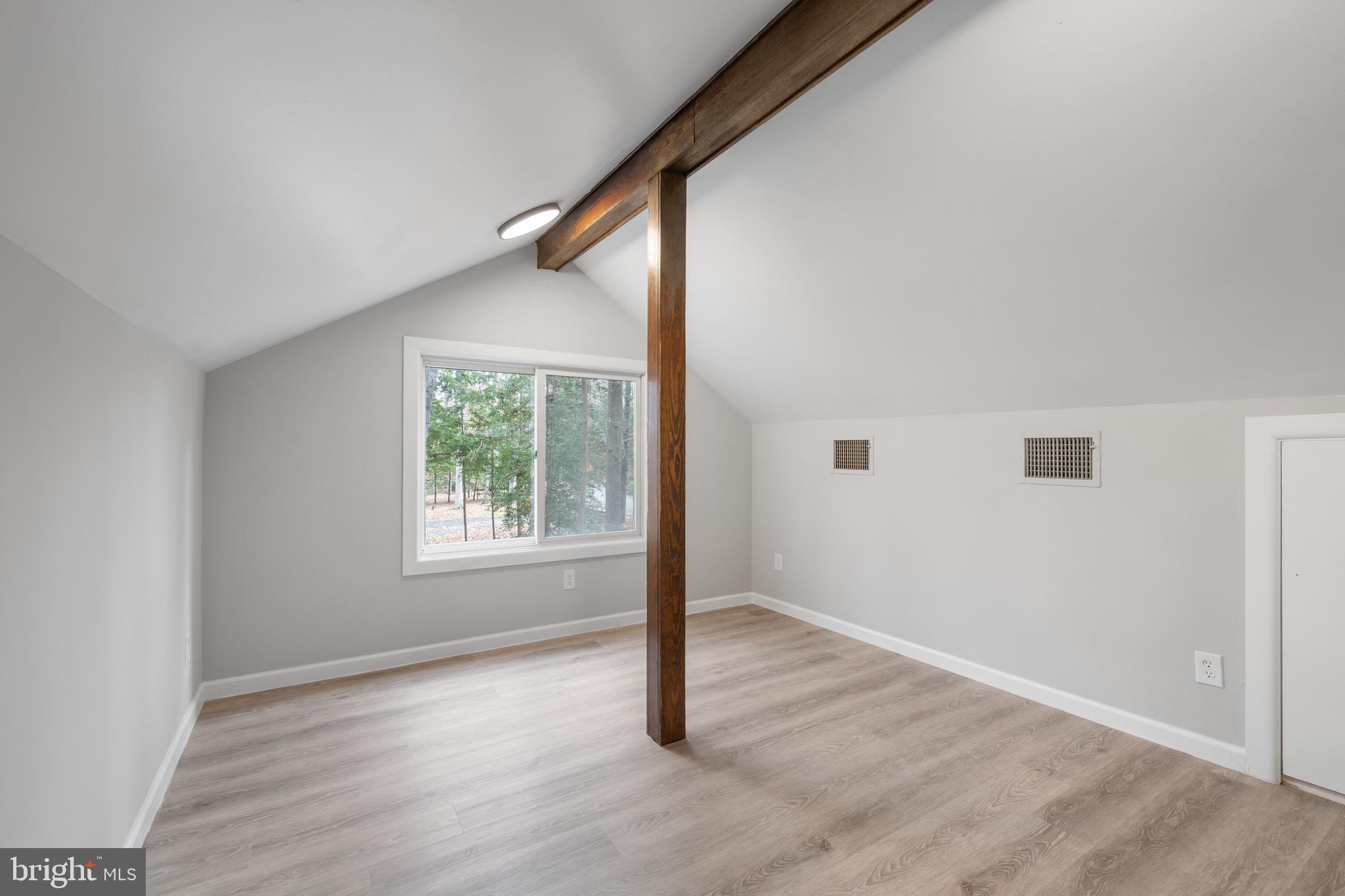 JAMES CITY - Residential