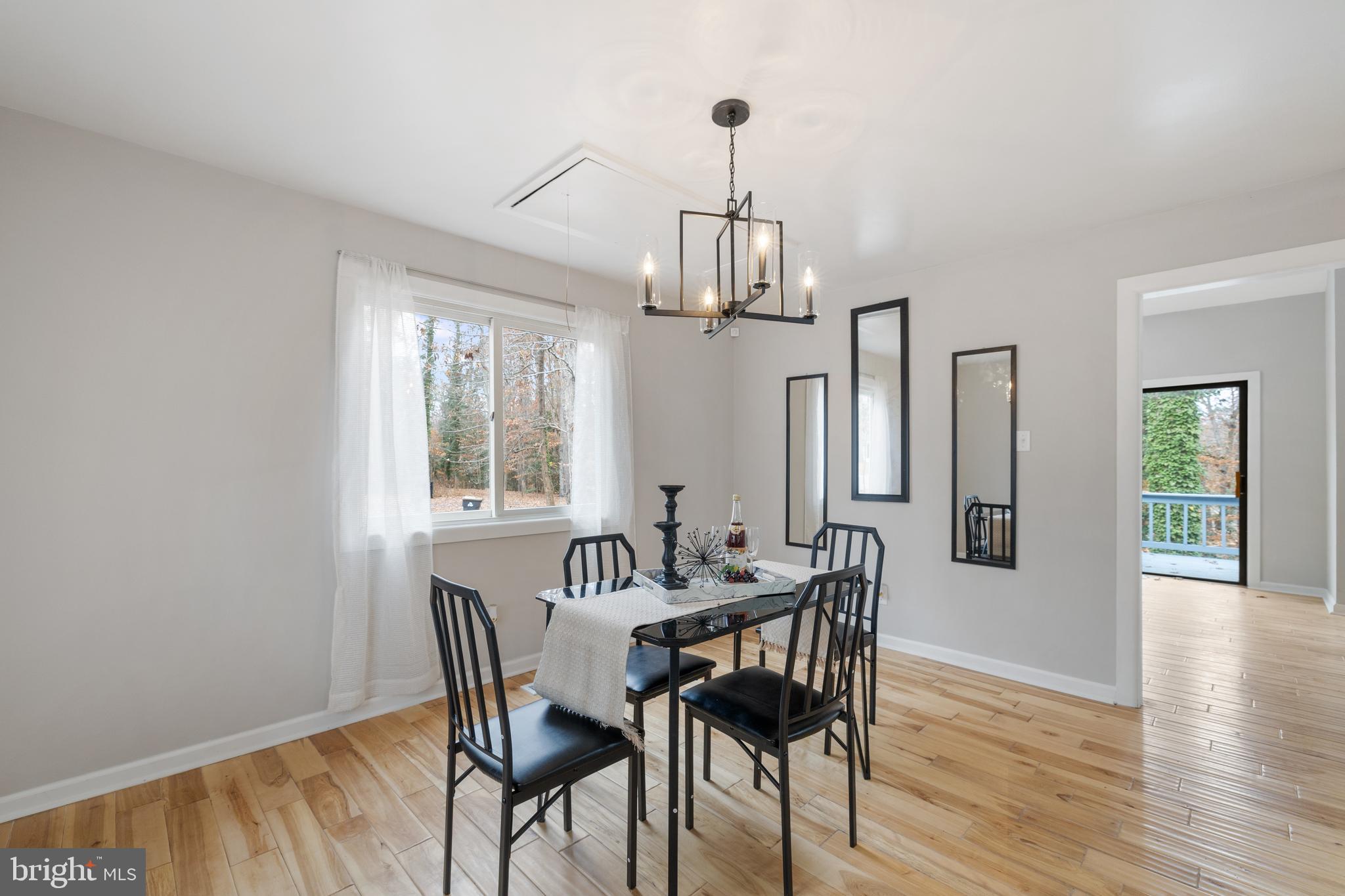 JAMES CITY - Residential