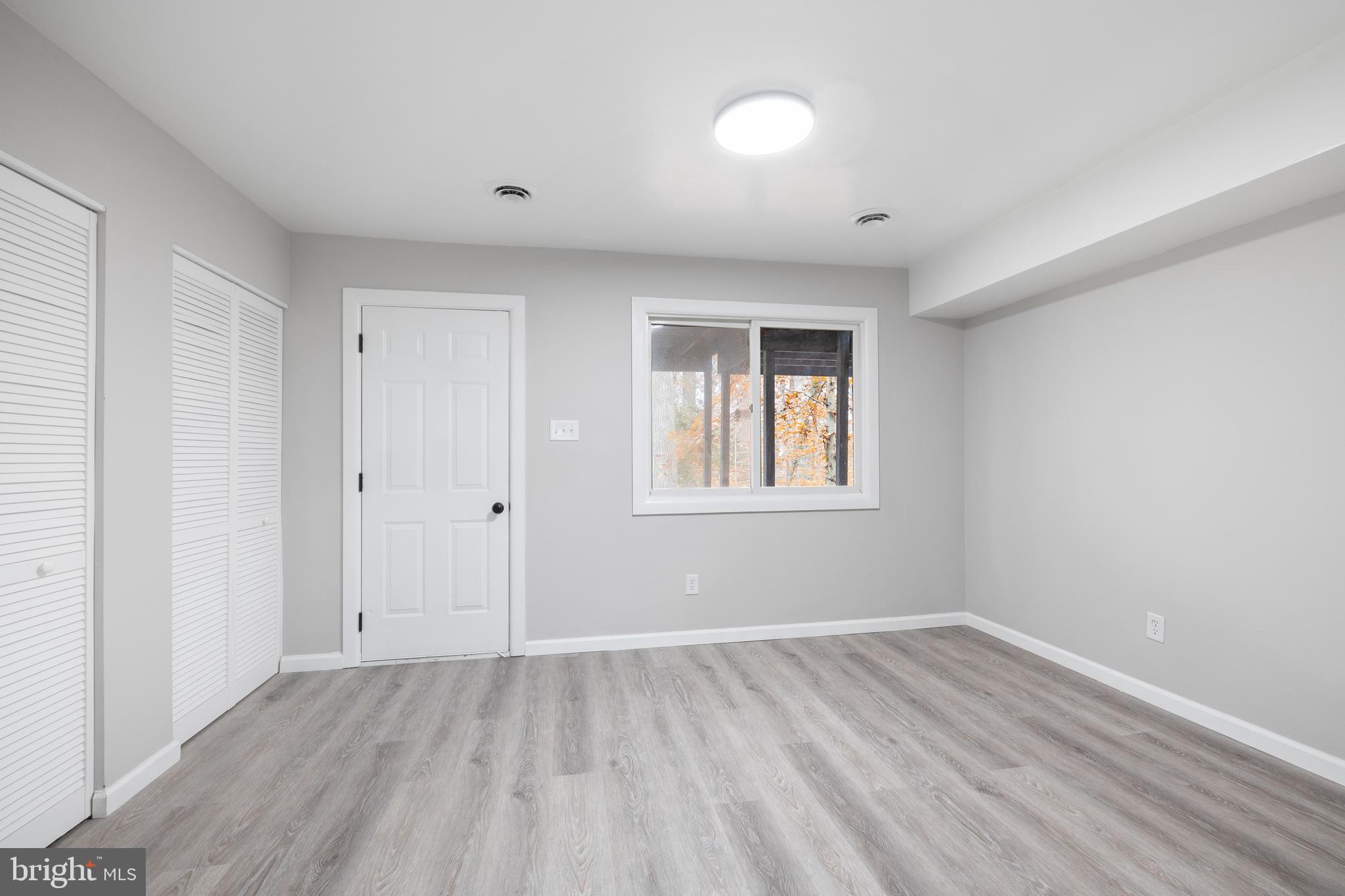 JAMES CITY - Residential